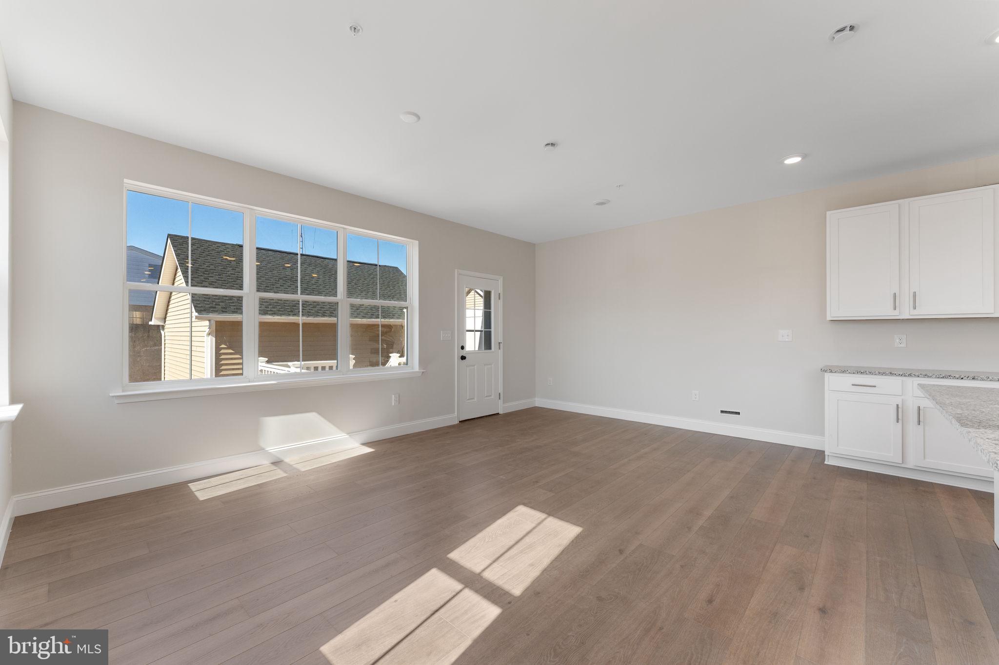 PERRY MILL - Residential