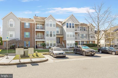 MLS: MDBC2159778