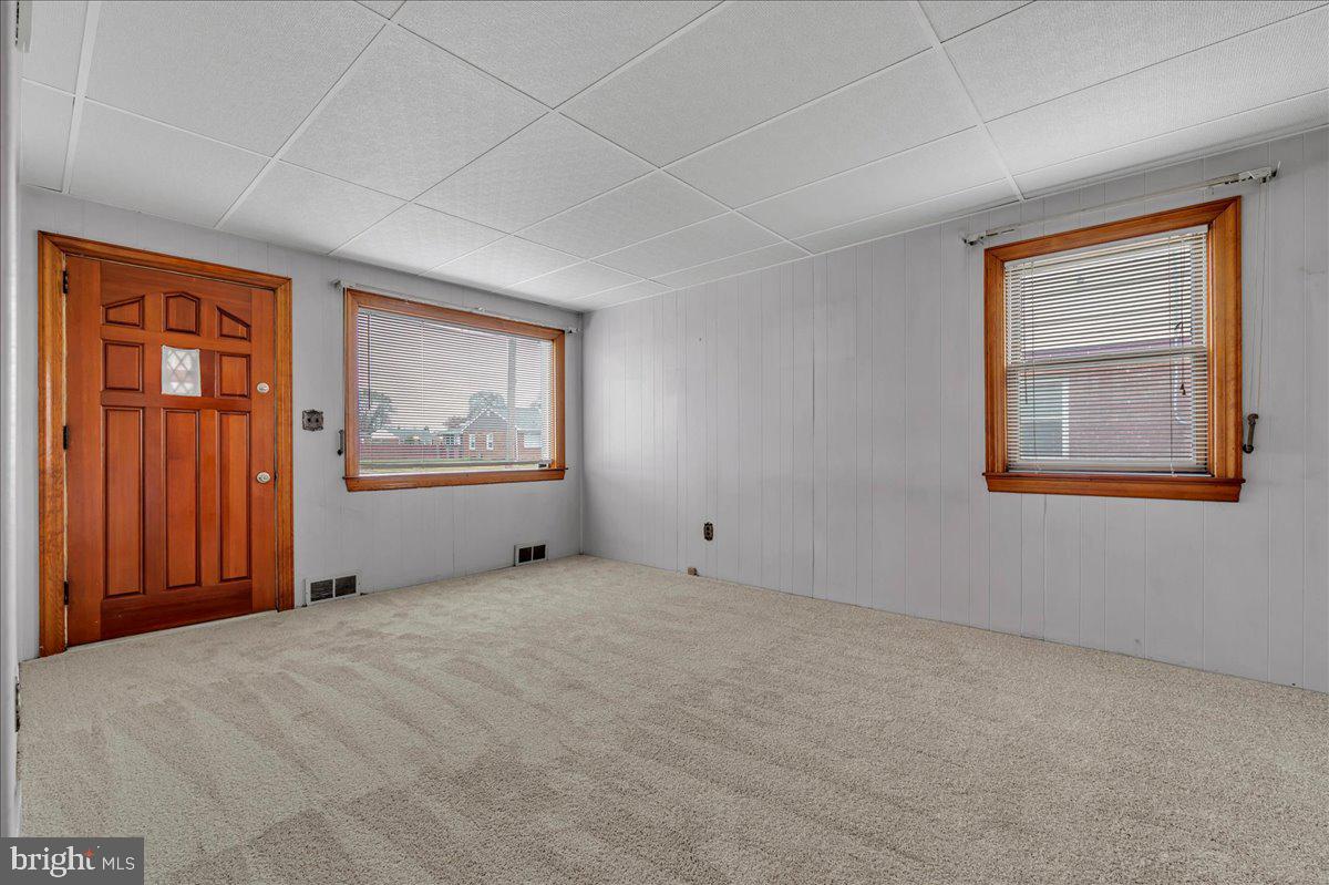 LEEDOM ESTATES - Residential