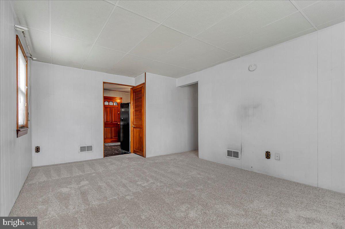 LEEDOM ESTATES - Residential