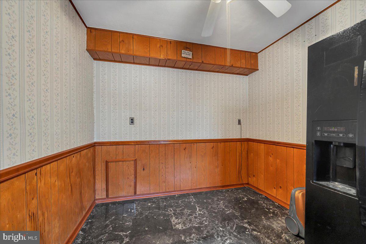 LEEDOM ESTATES - Residential