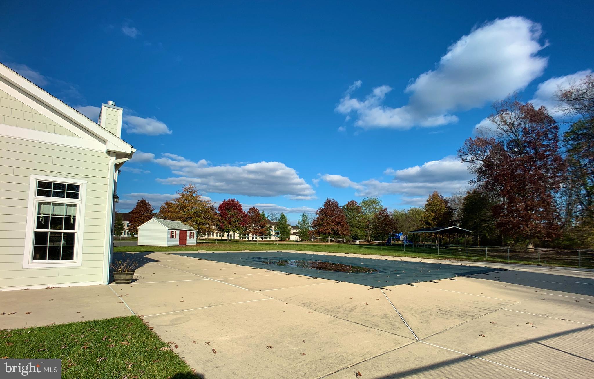 RIVERVIEW ESTATES - Residential