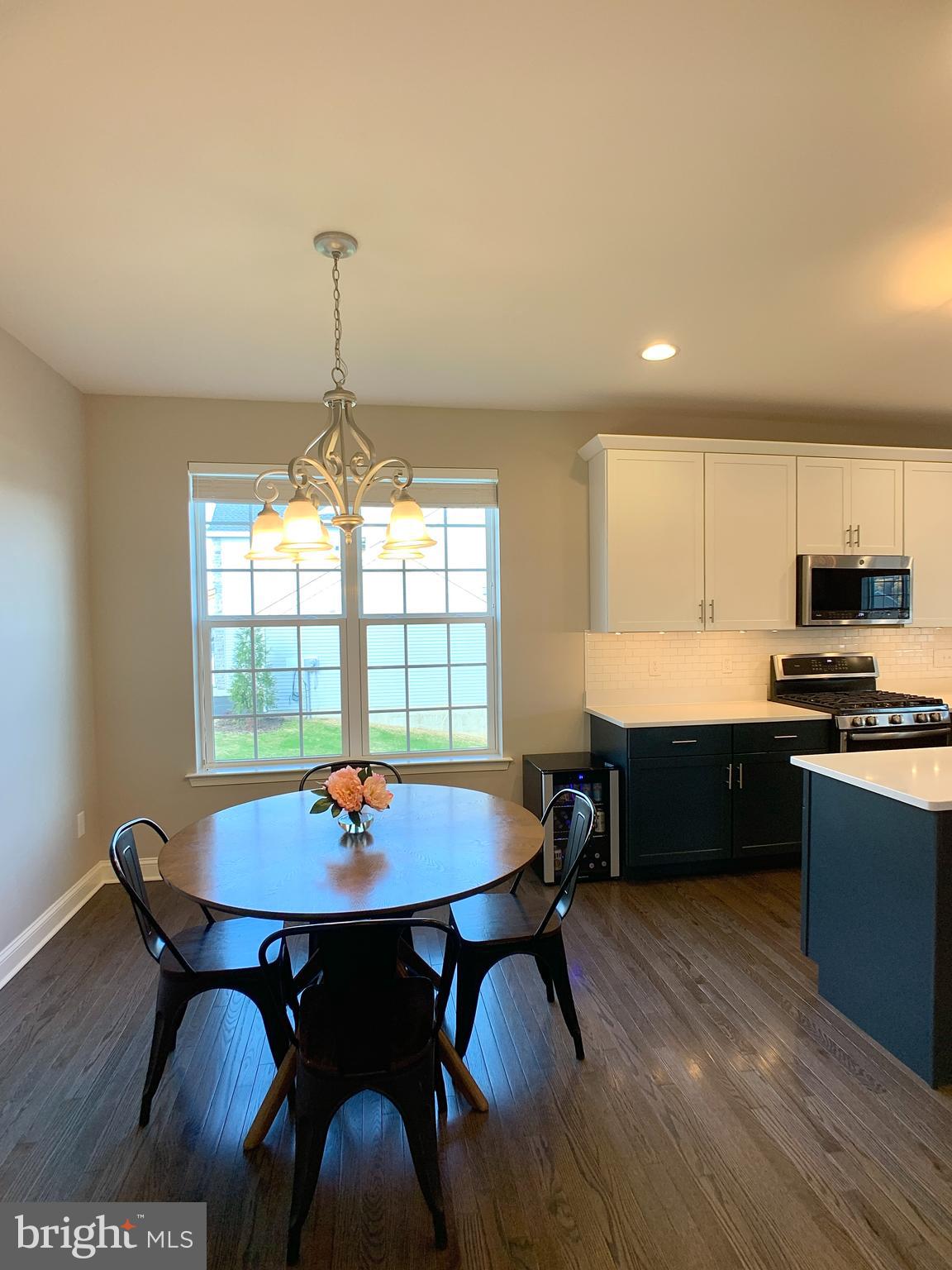 RIVERVIEW ESTATES - Residential