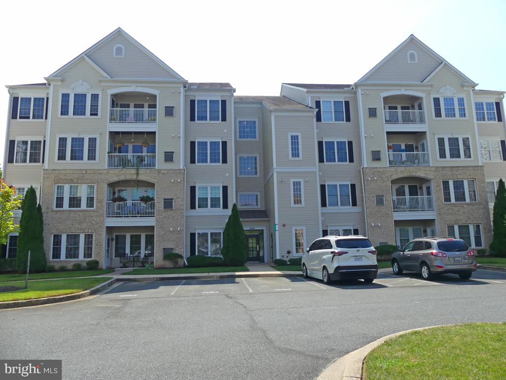 FOREST VIEW - Residential