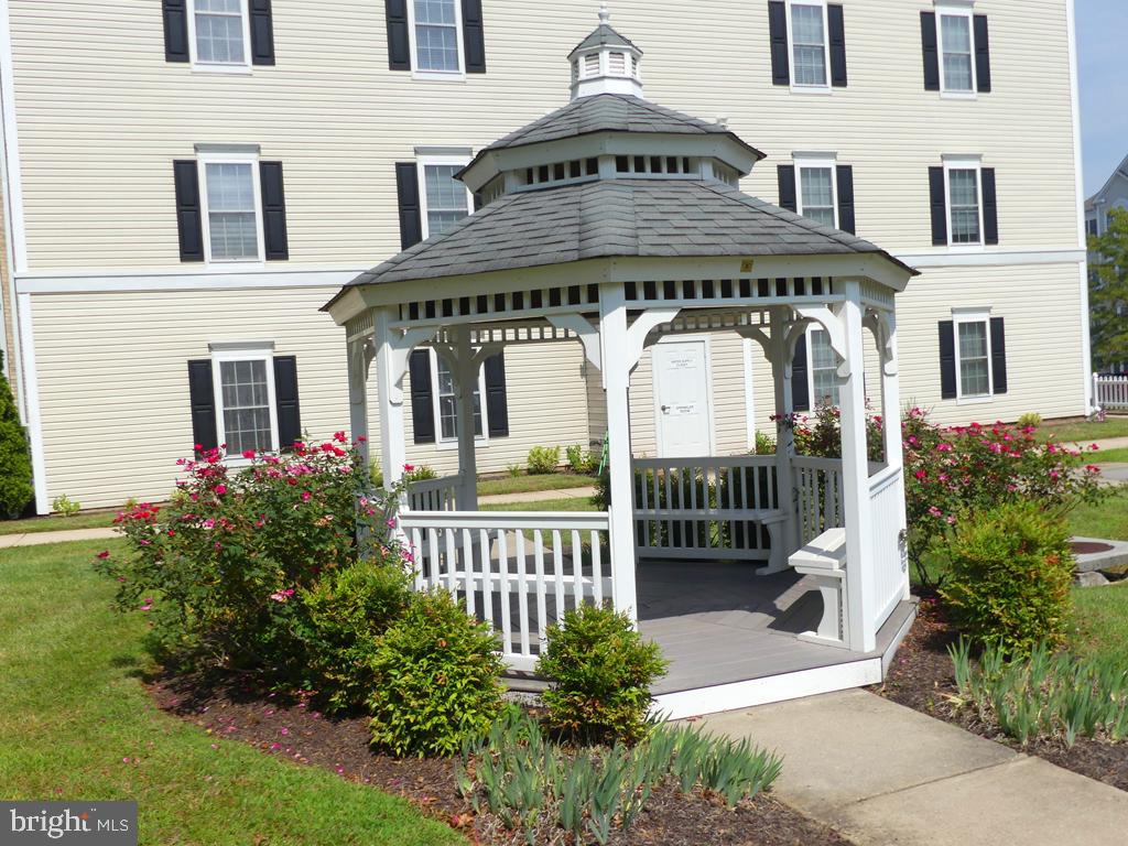 FOREST VIEW - Residential