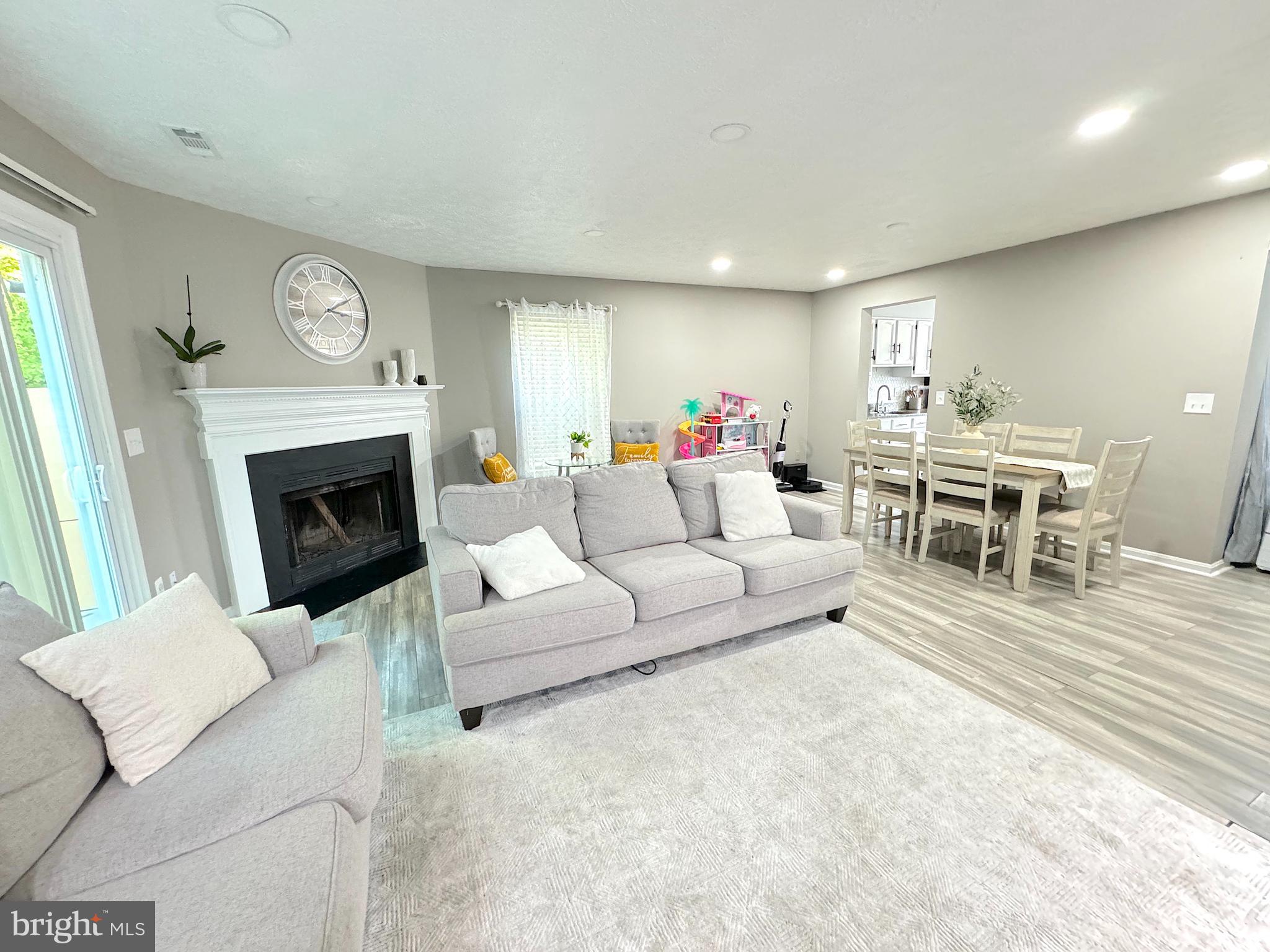 BALLANTRAYE - Residential