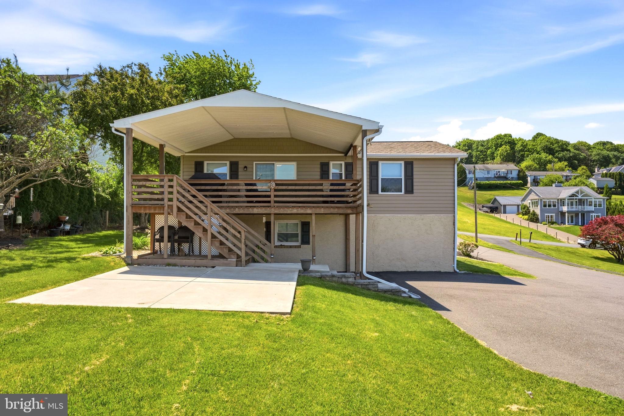 LAKE WYNONAH - Residential