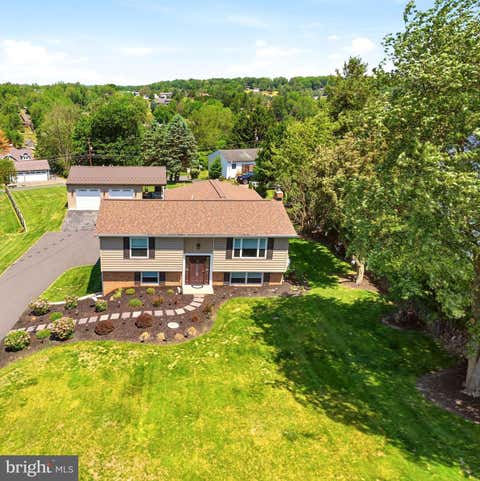 Homes For Sale - 706 S Shawnee Drive<br/> Schuylkill County, AUBURN, PA 17922