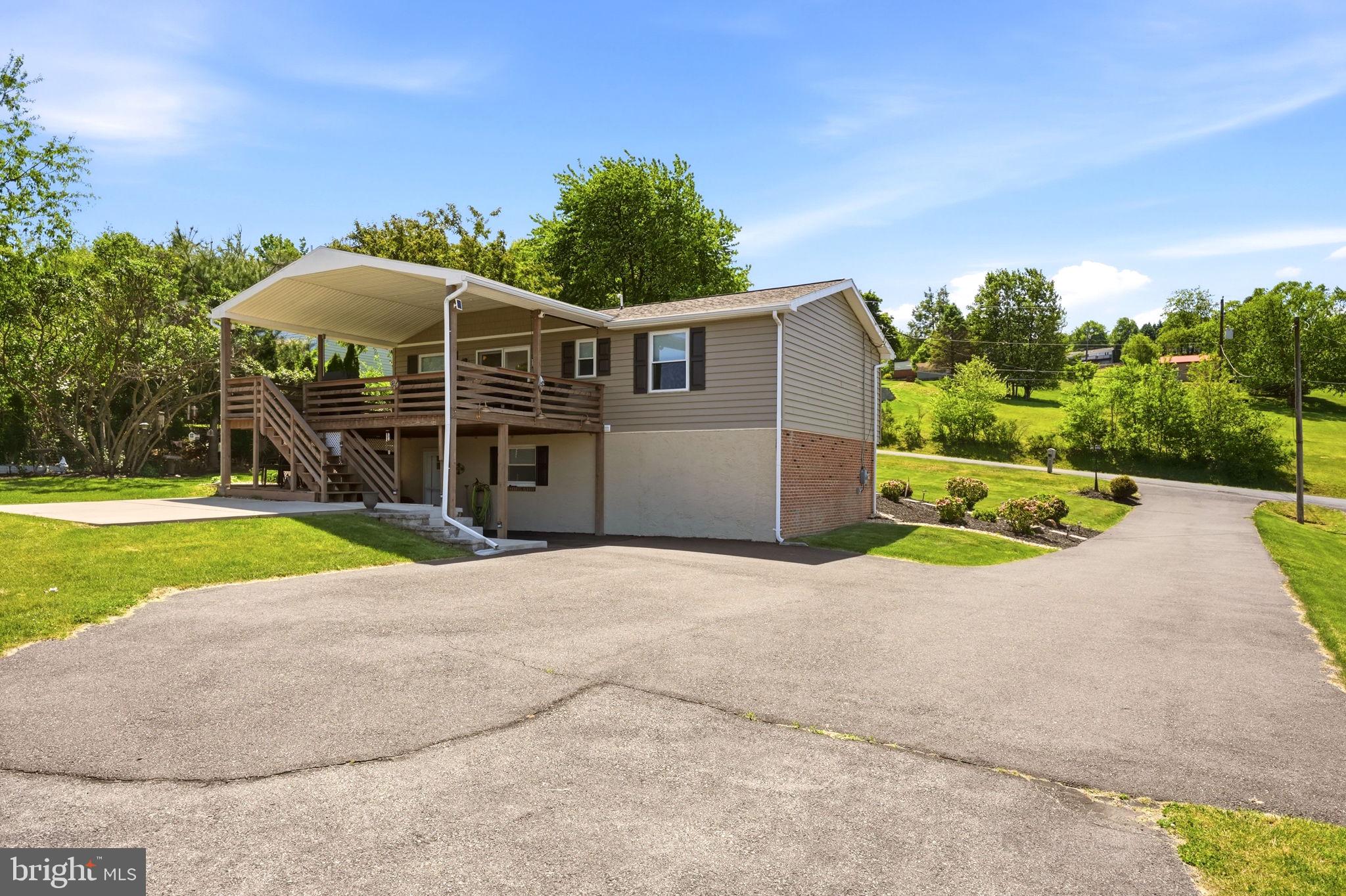 LAKE WYNONAH - Residential