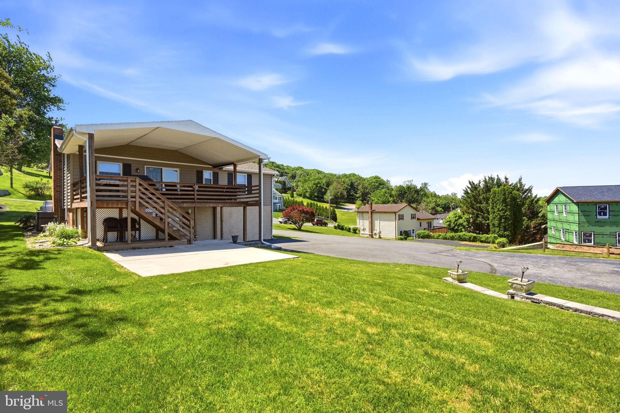 LAKE WYNONAH - Residential