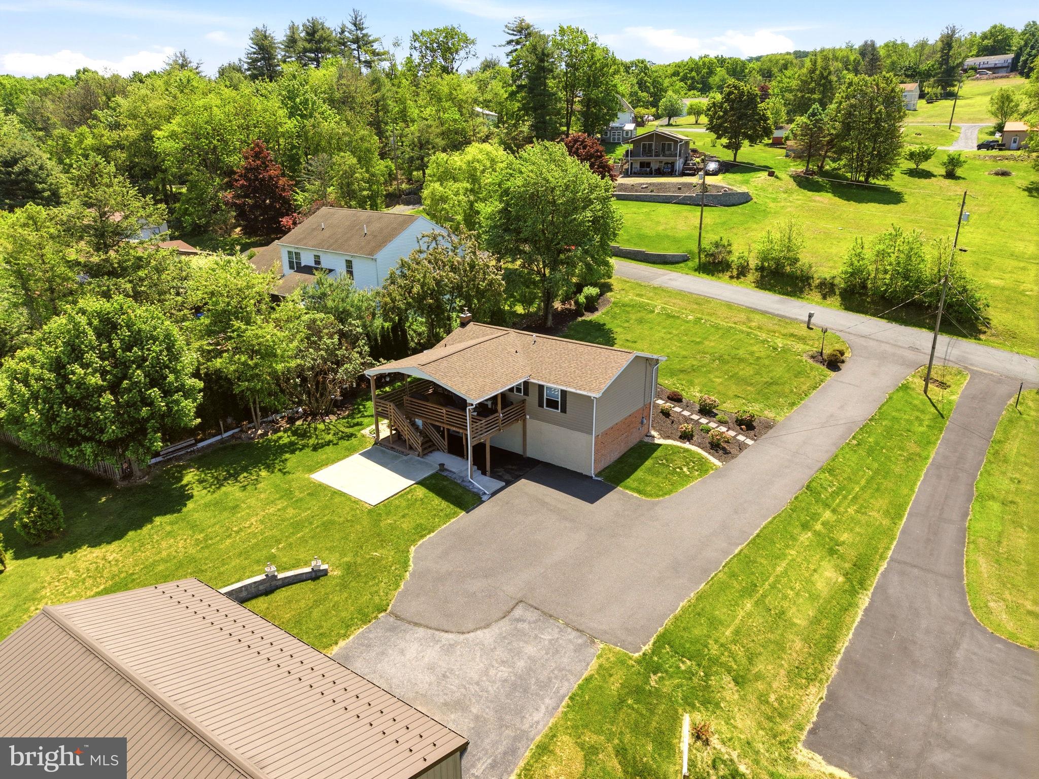 LAKE WYNONAH - Residential