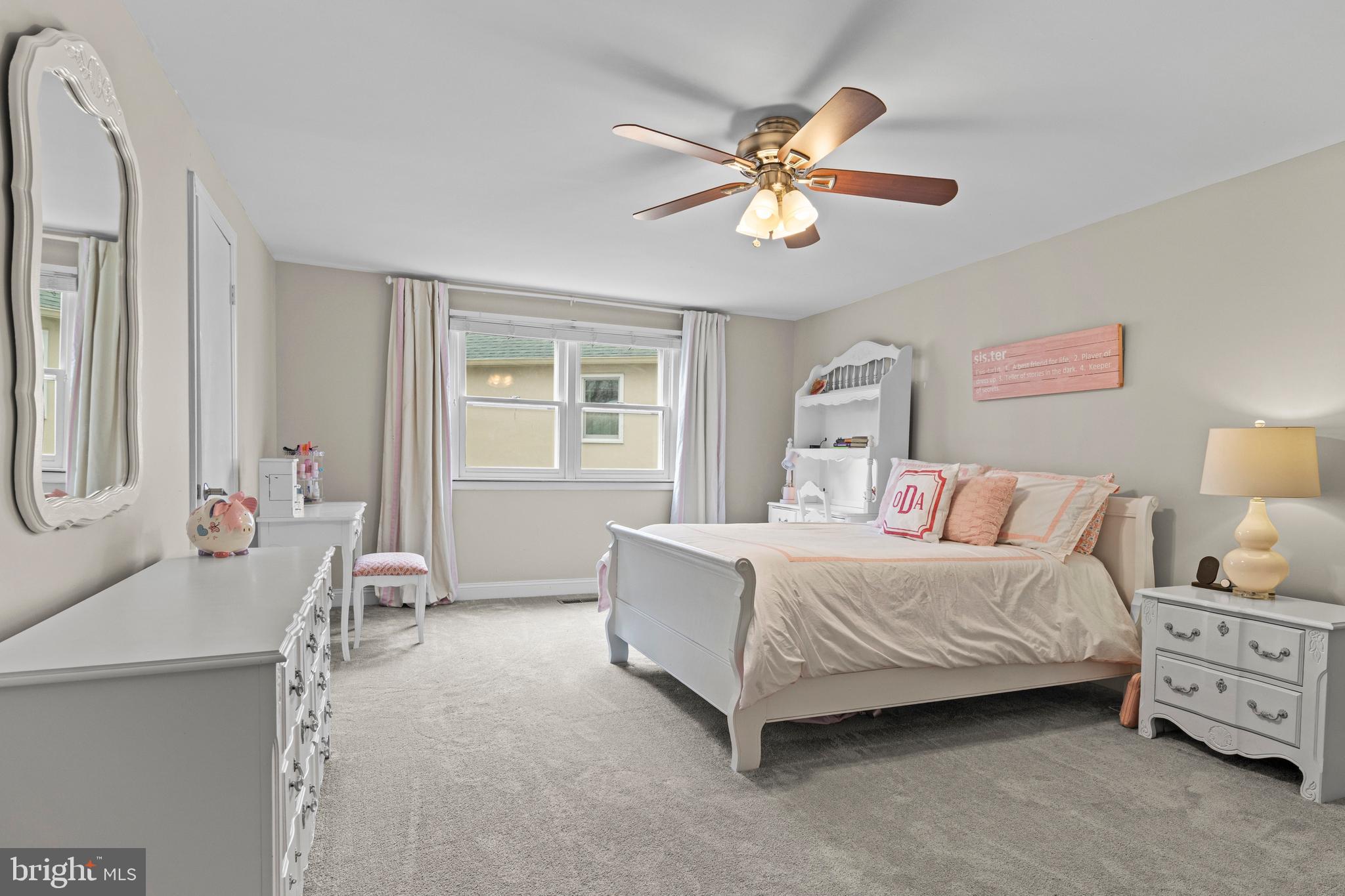 EATON VIL - Residential