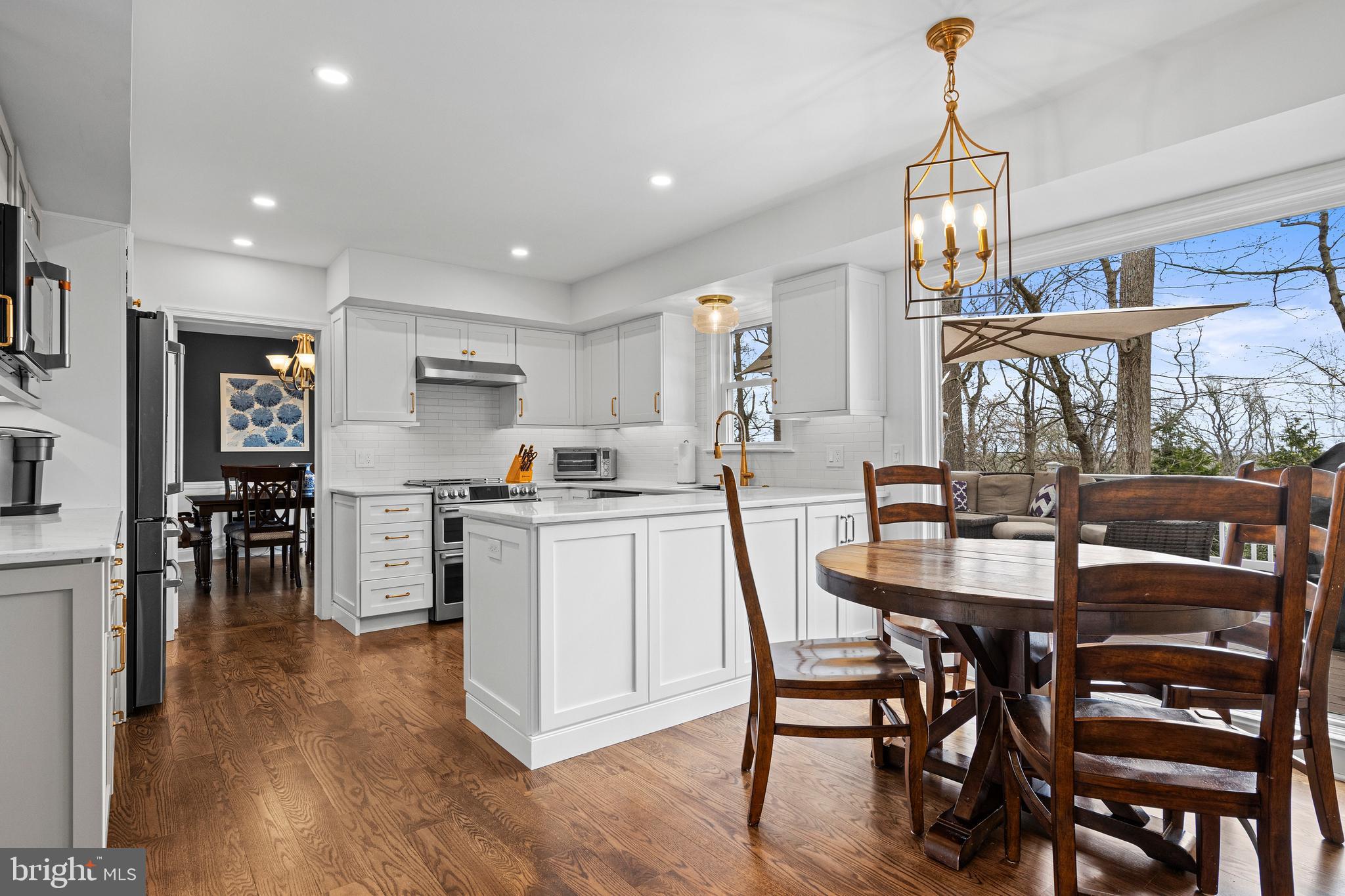 EATON VIL - Residential