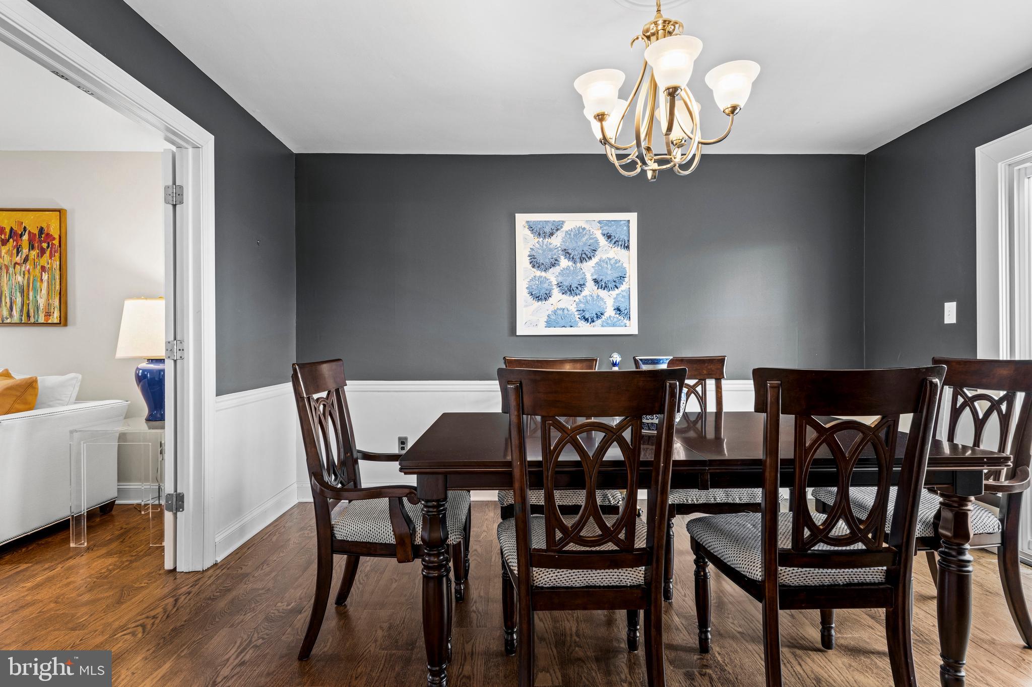 EATON VIL - Residential