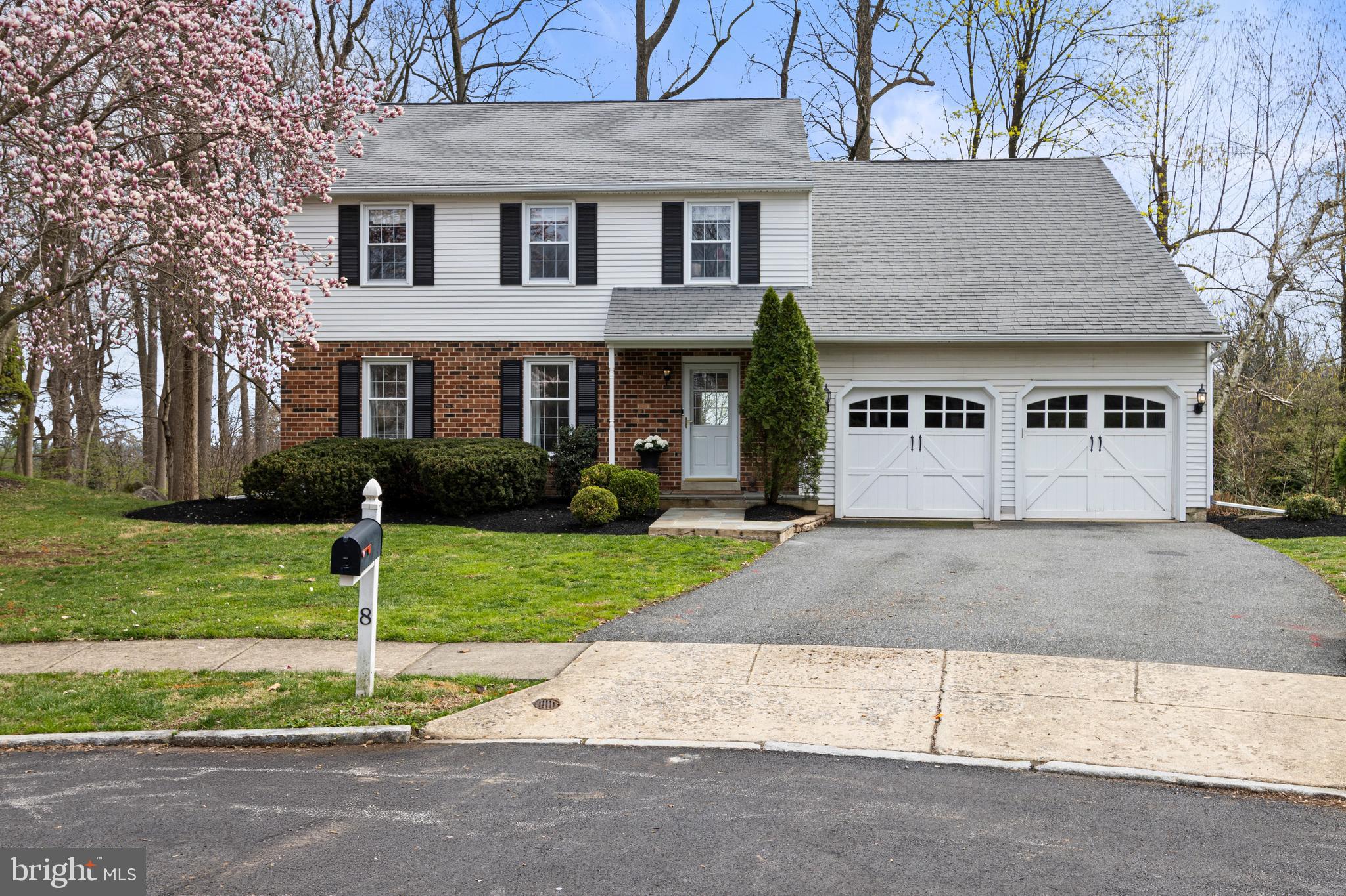 EATON VIL - Residential