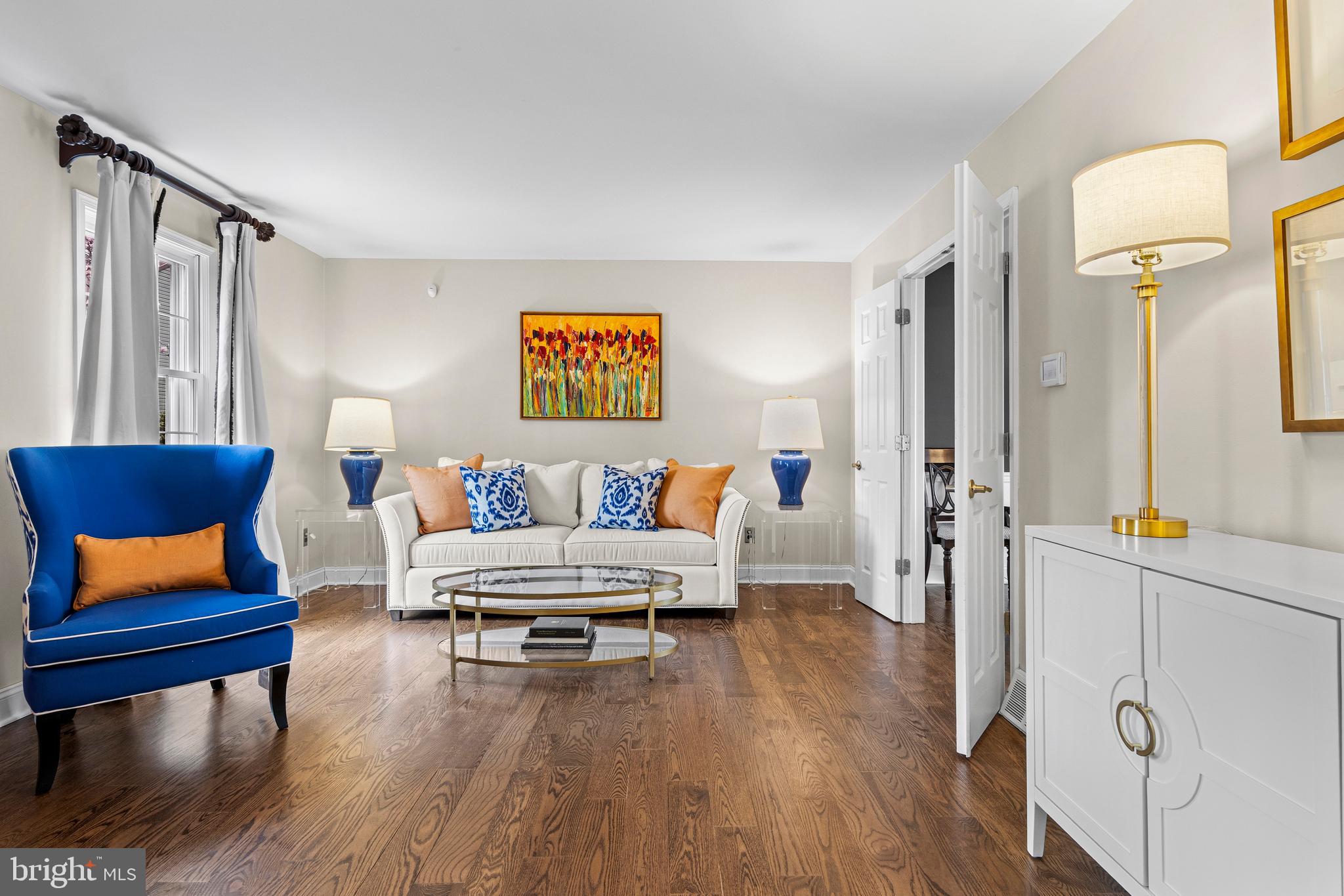 EATON VIL - Residential