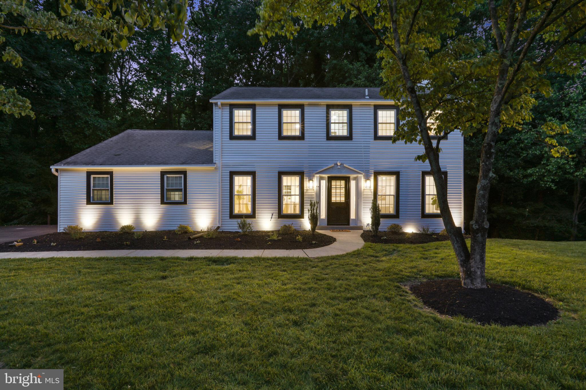 688 MEADOWBROOK LANE