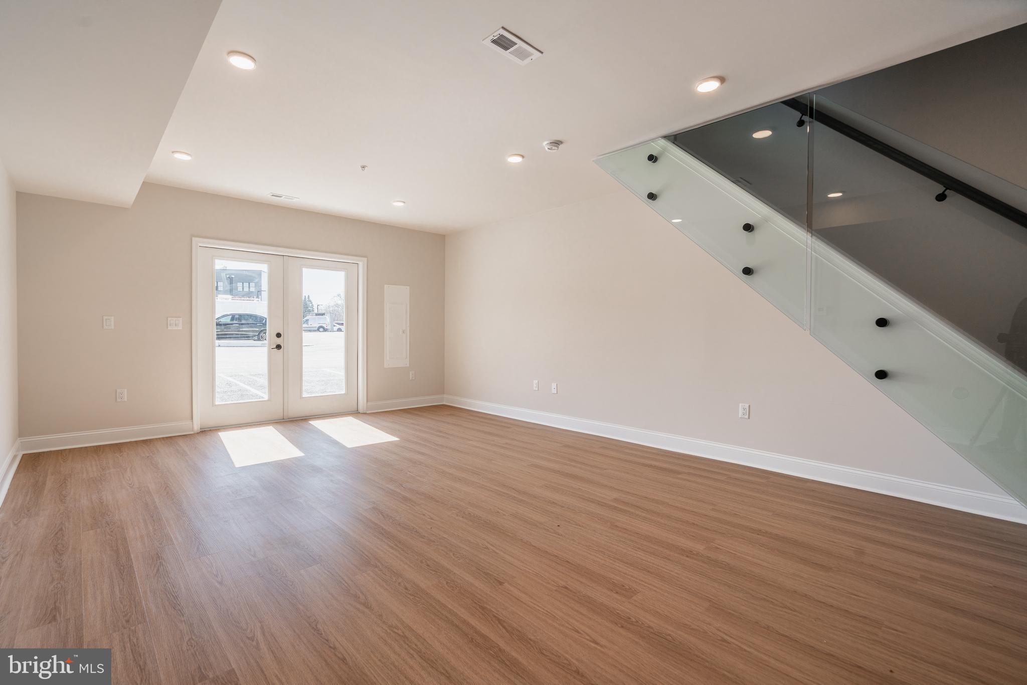 WYNNEFIELD HEIGHTS - Residential