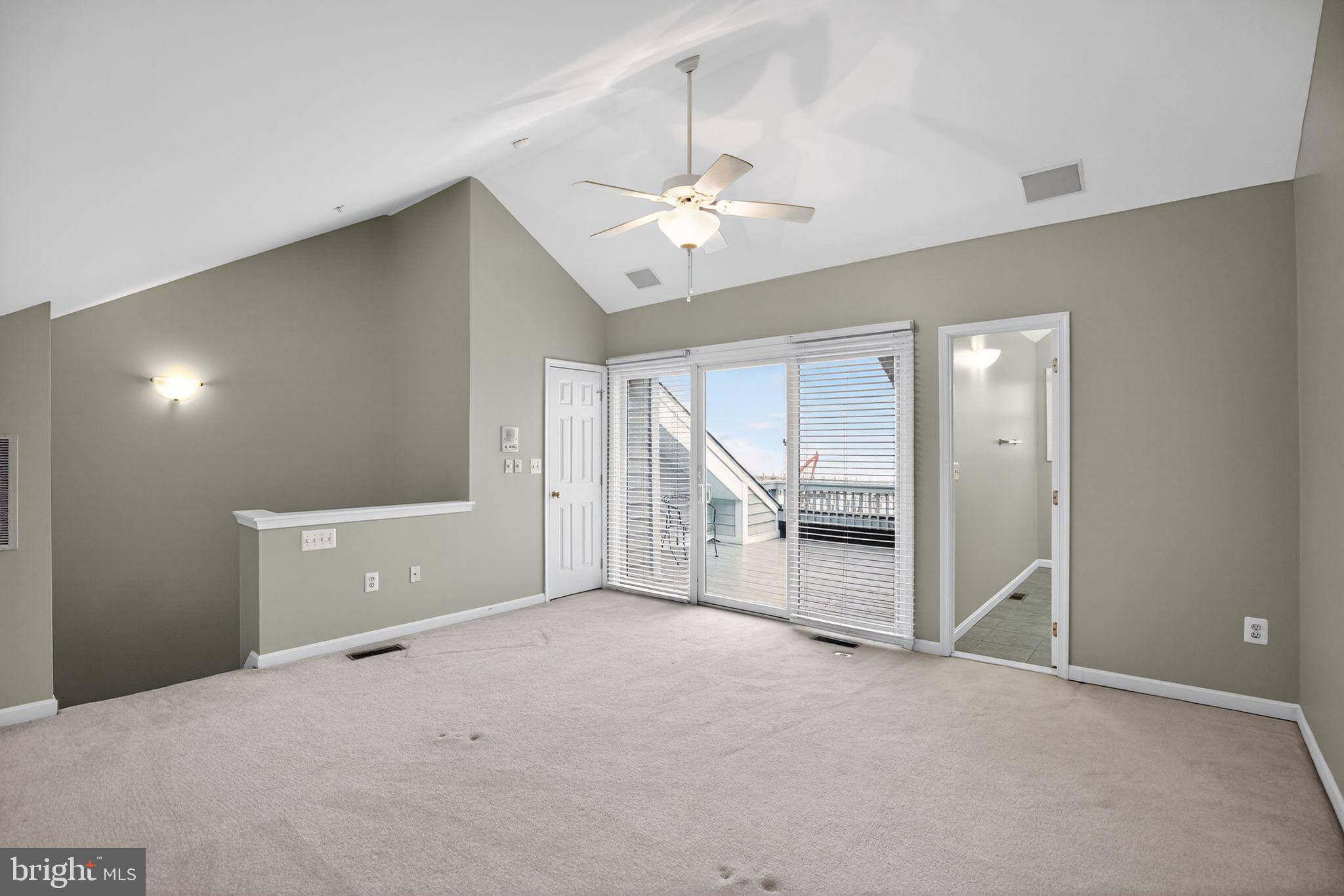 WINDWARD KEY - Residential