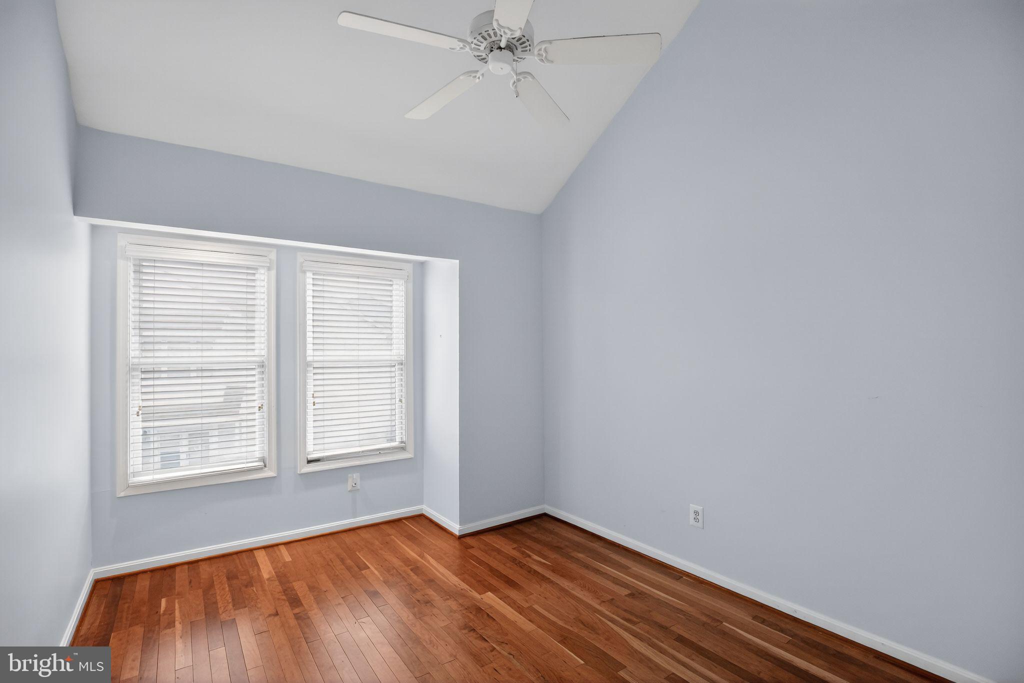 WINDWARD KEY - Residential