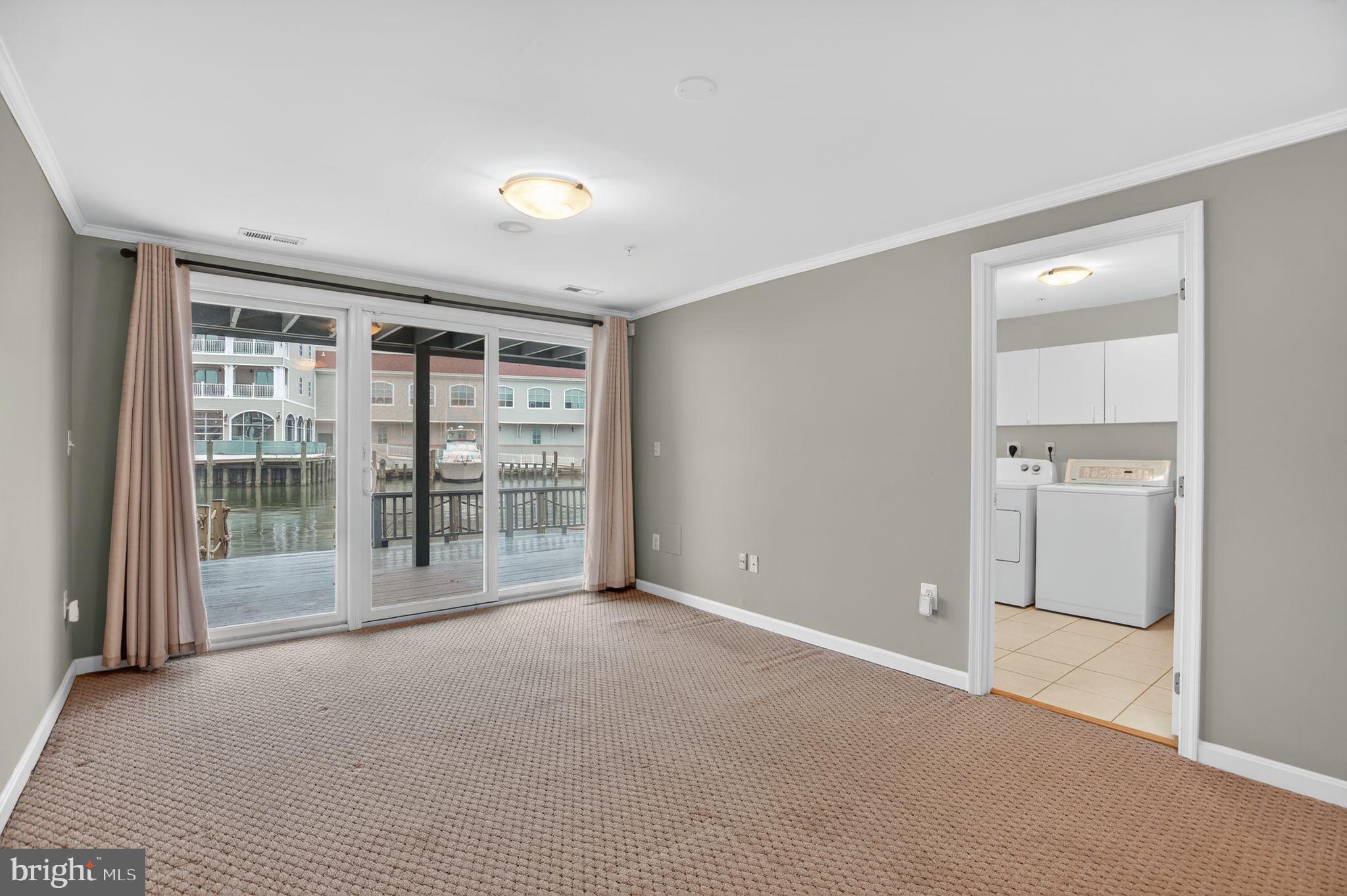 WINDWARD KEY - Residential