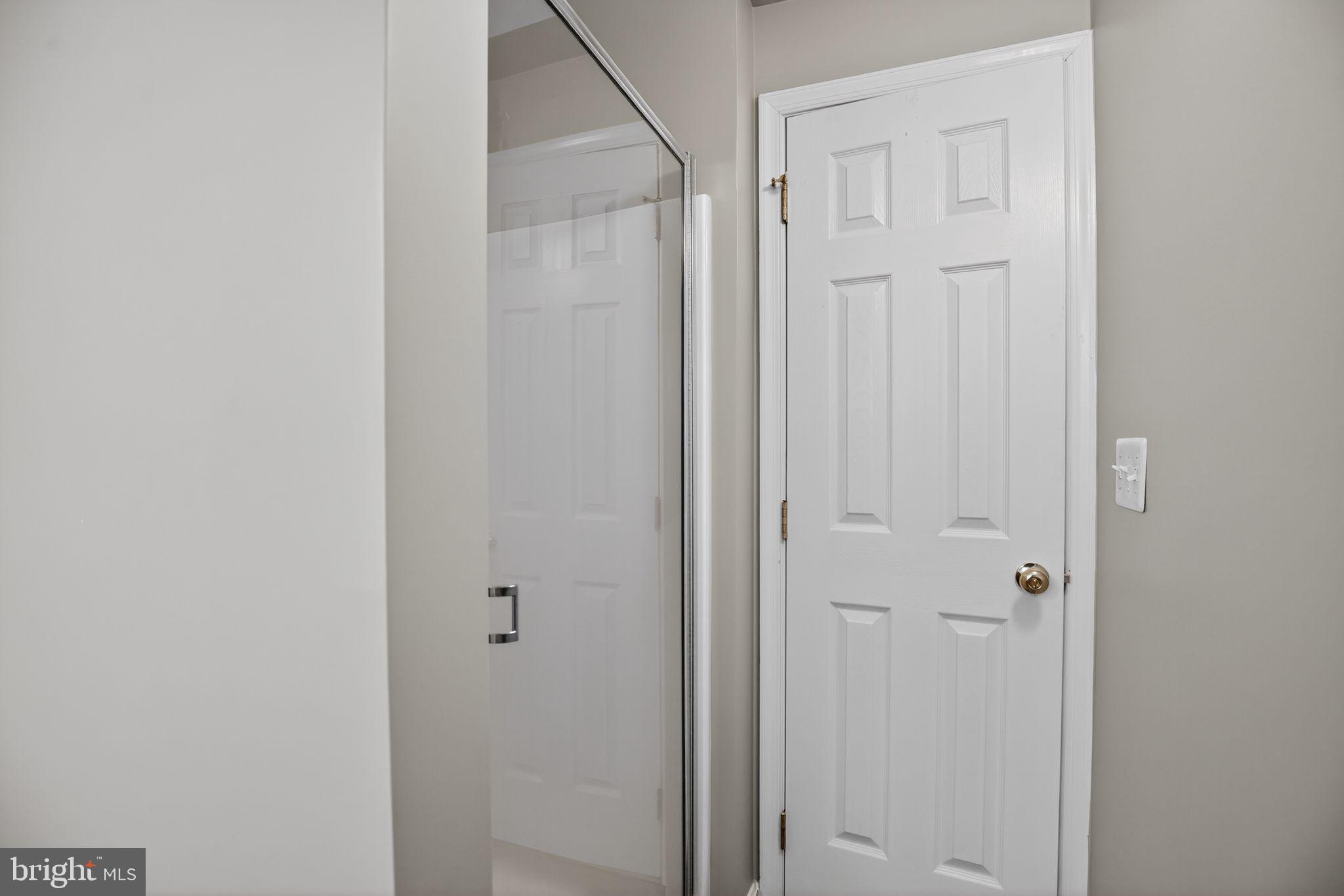 WINDWARD KEY - Residential