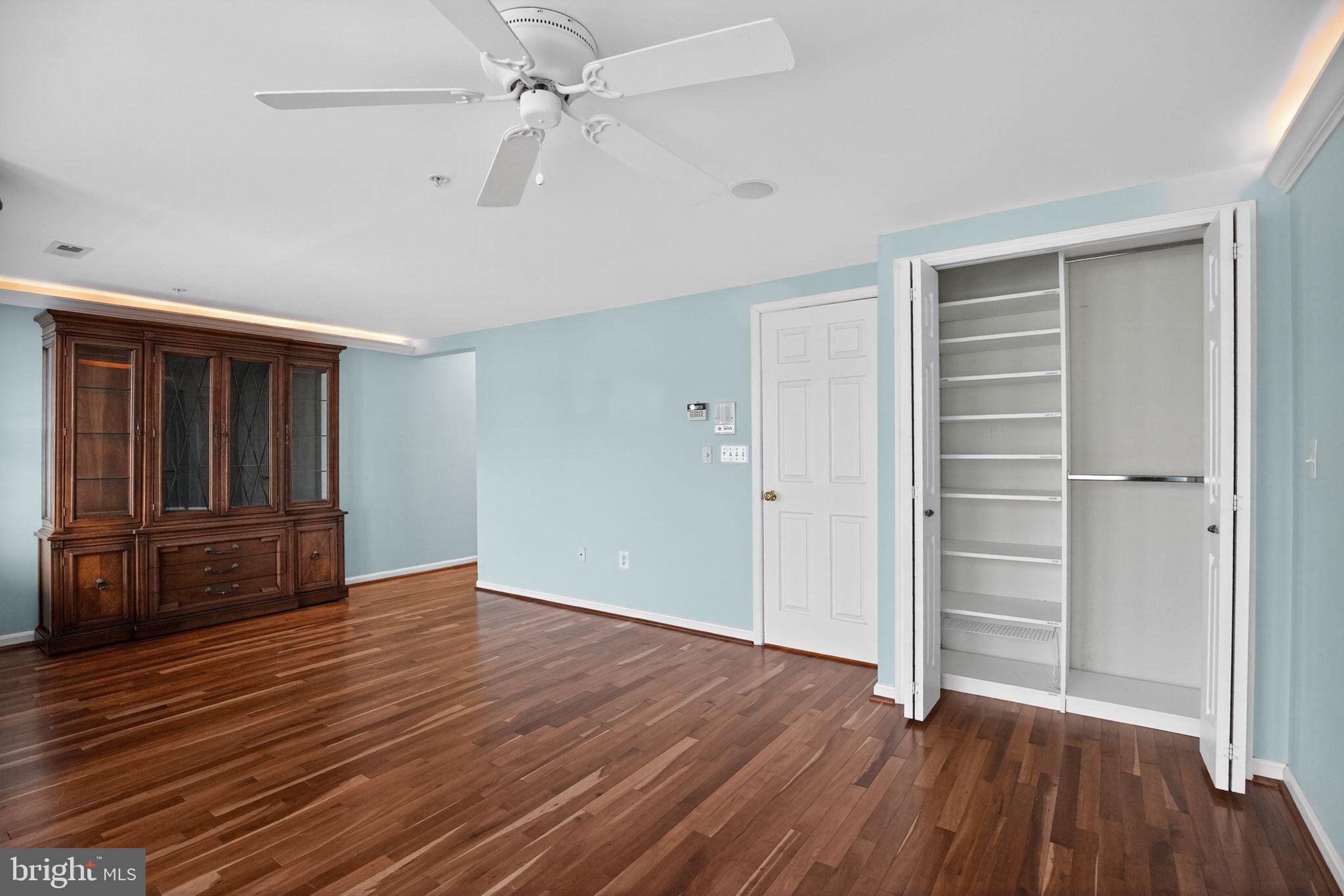 WINDWARD KEY - Residential