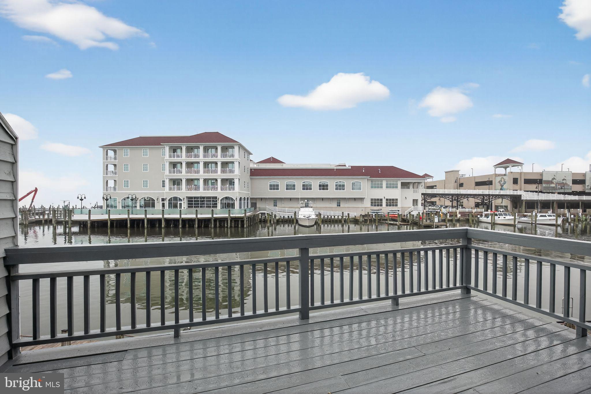 WINDWARD KEY - Residential