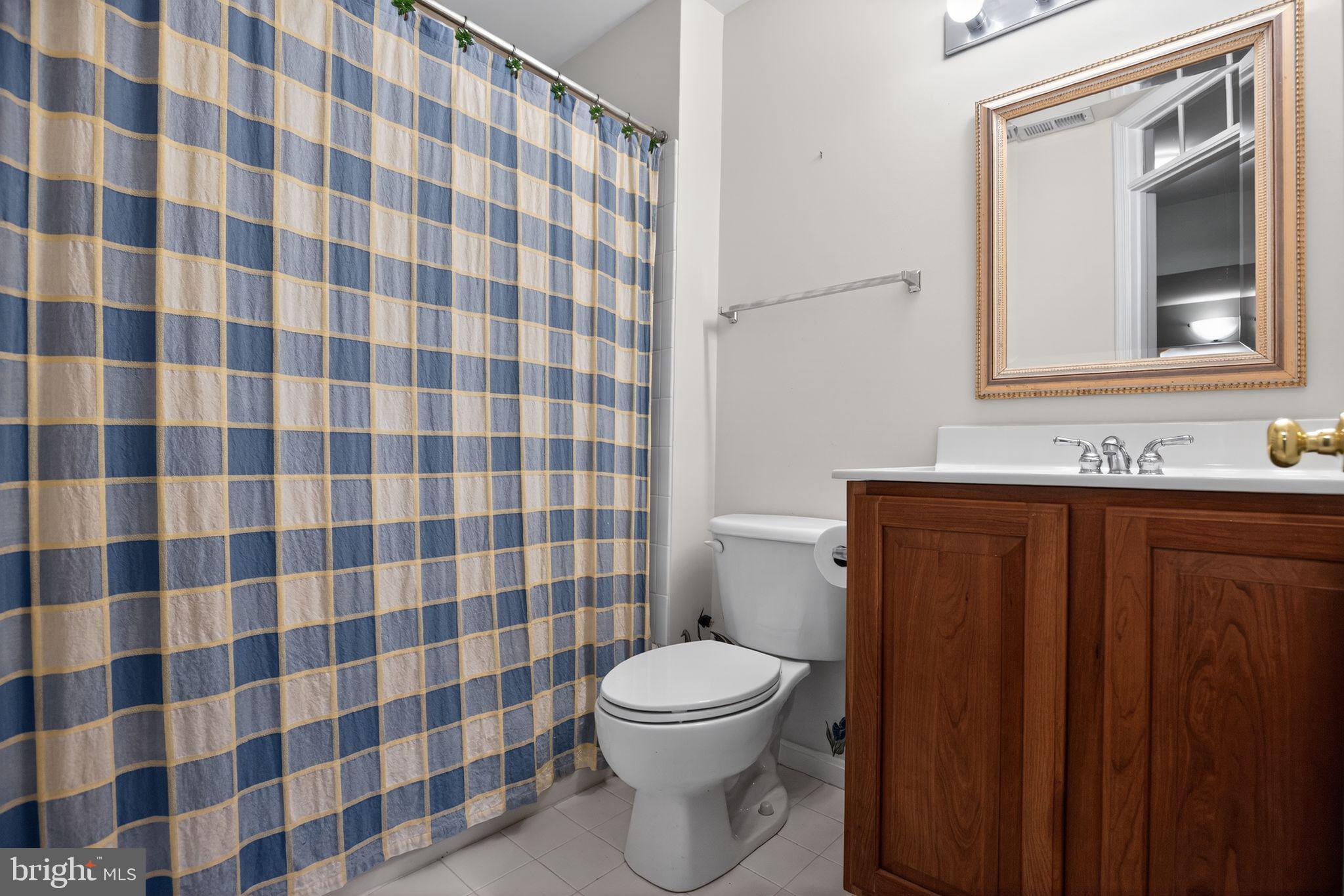 WINDWARD KEY - Residential