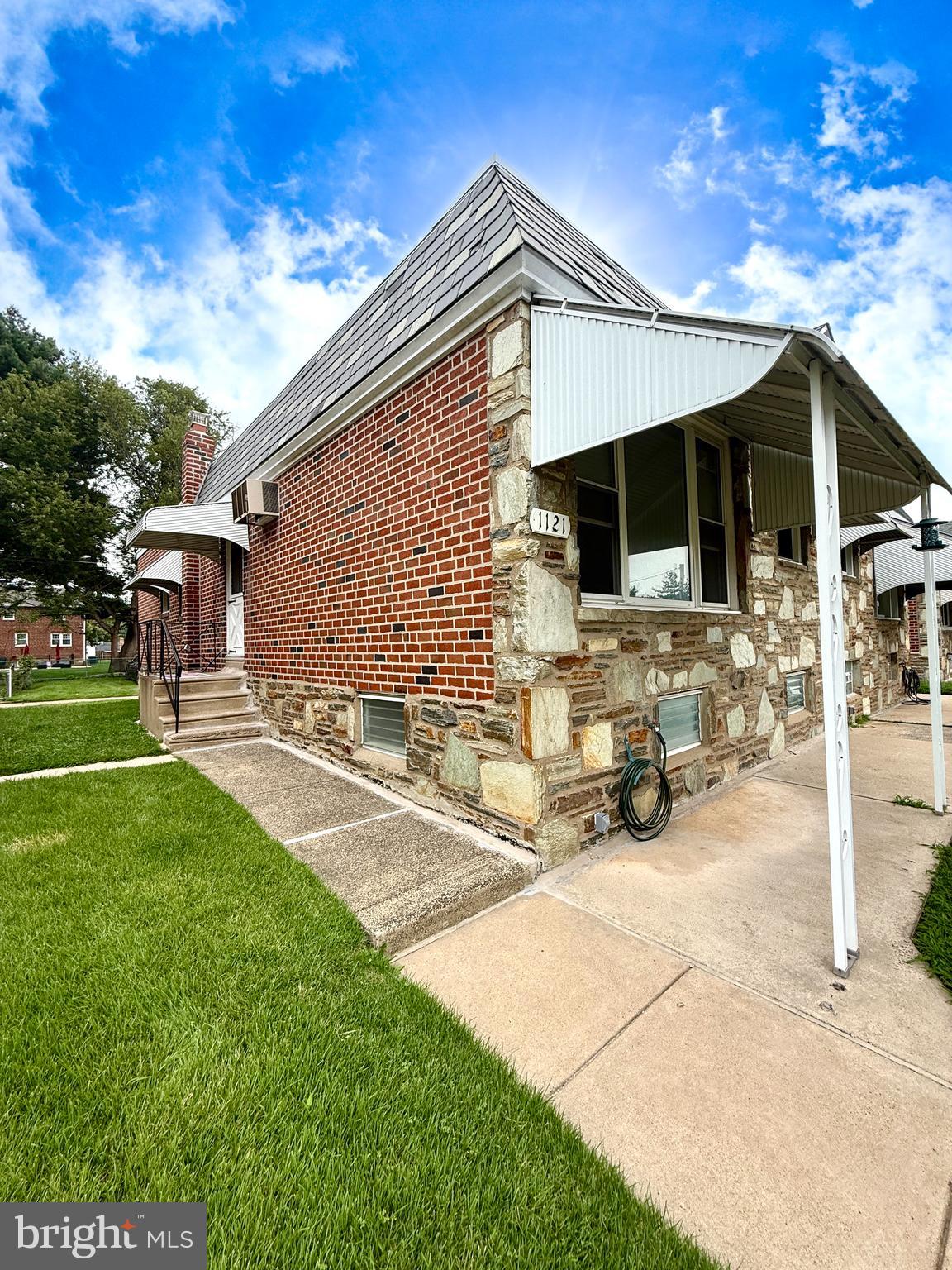1121 RIPLEY STREET