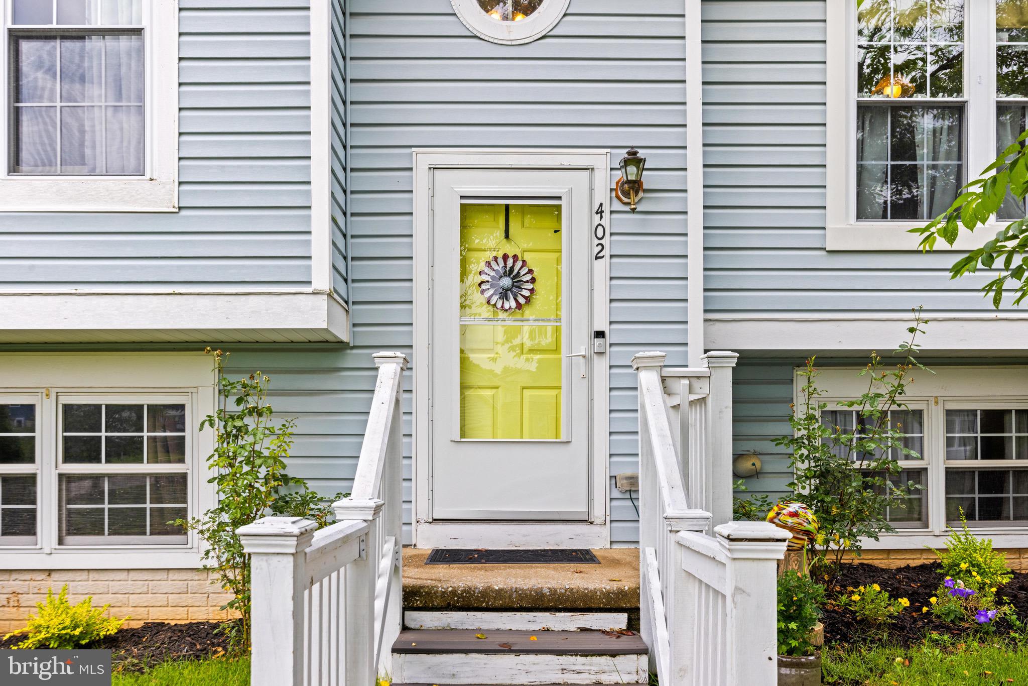 402 STACY LEE COURT