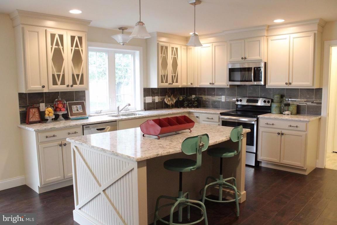 GREENLEAF ESTATES - Residential