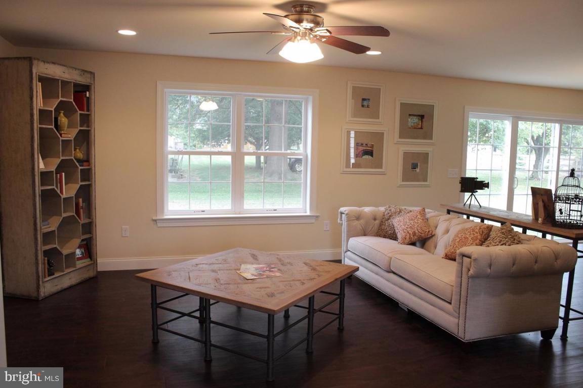 GREENLEAF ESTATES - Residential