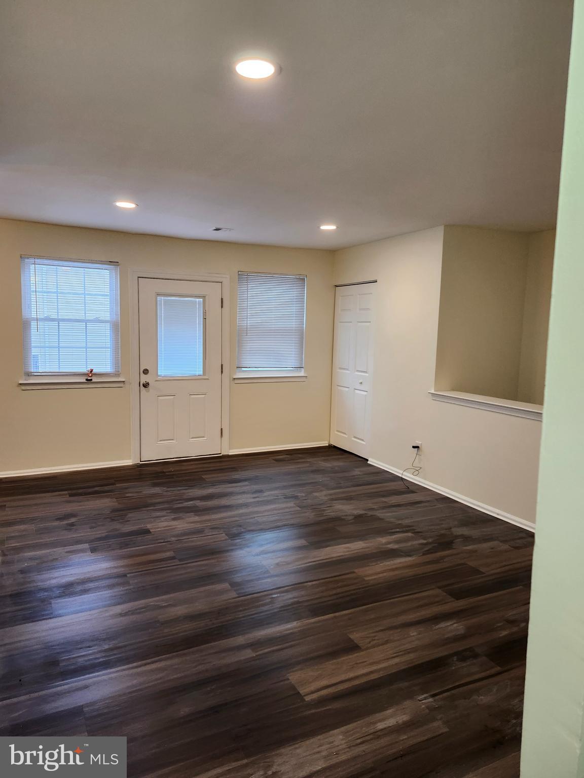 GREEN MEADOWS - Residential Lease