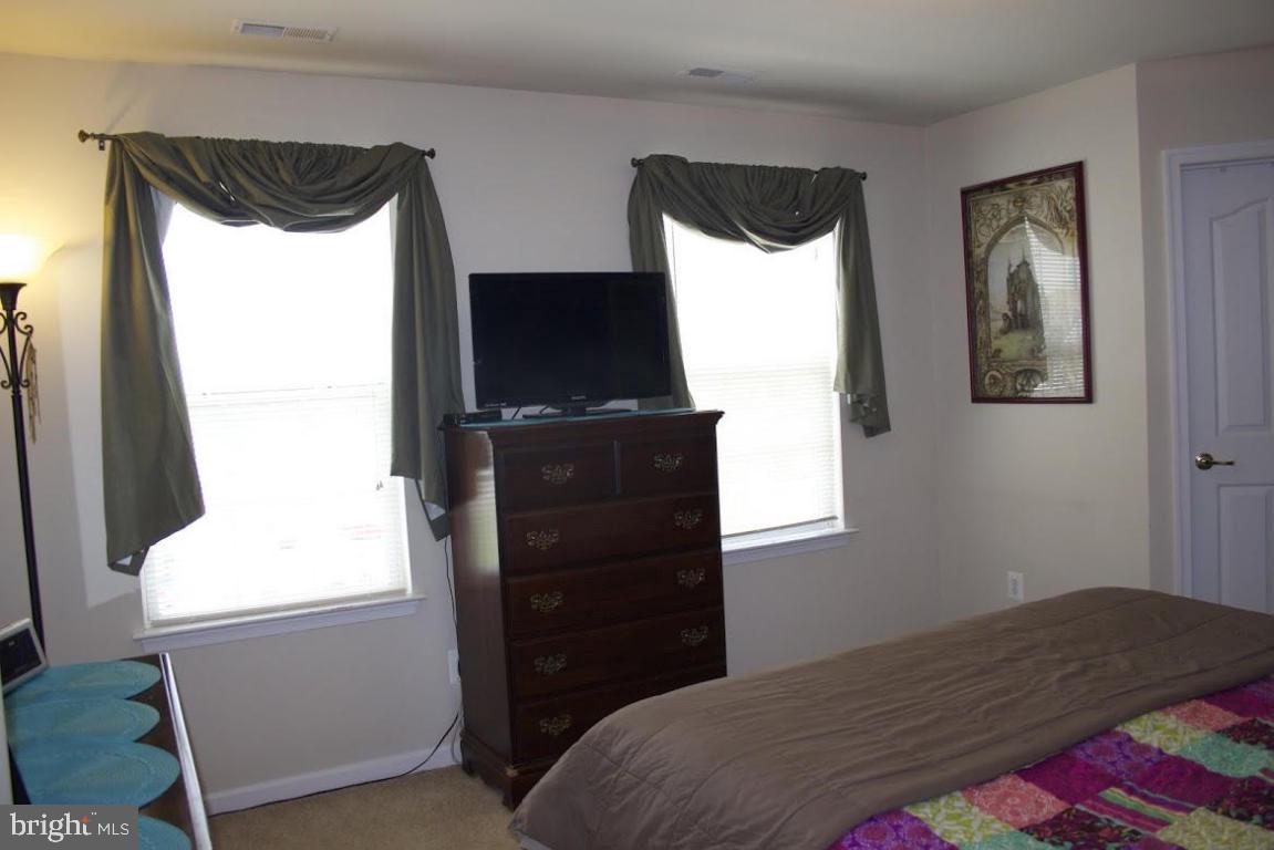 HAWTHORNE RIDGE - Residential