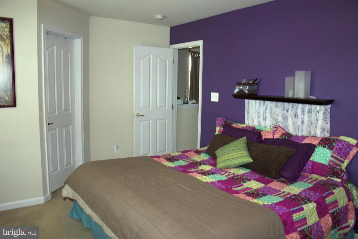 HAWTHORNE RIDGE - Residential