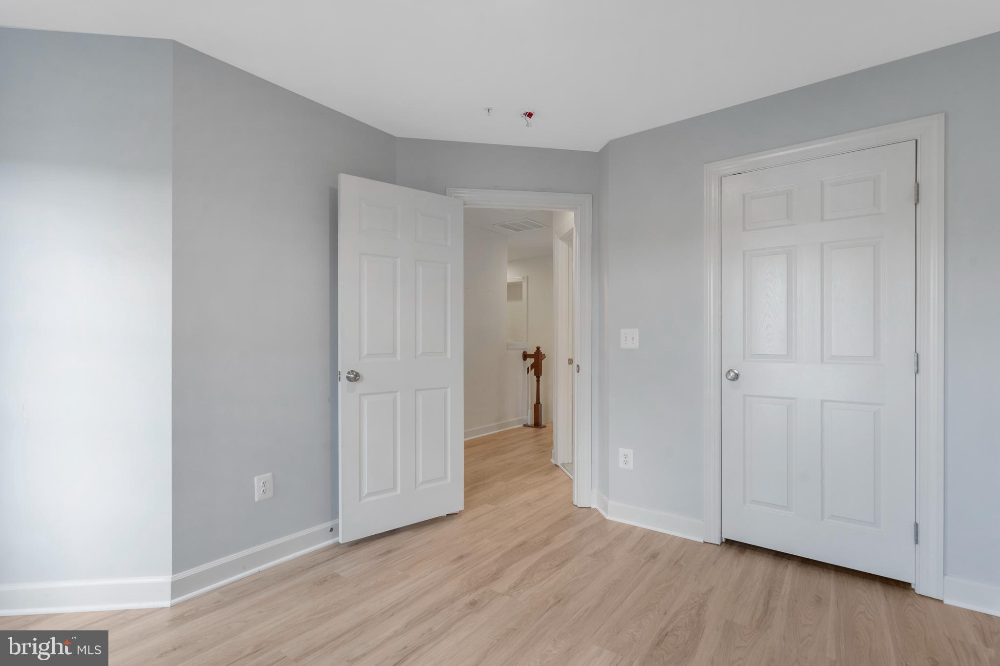 BROOKFIELD GLEBE ROAD - Residential Lease