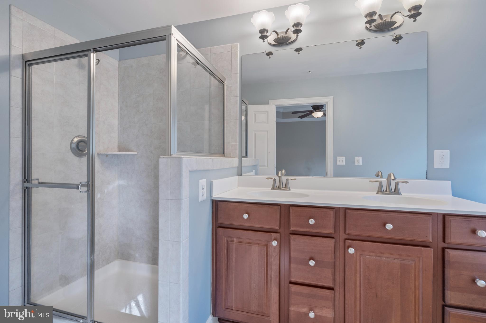 BROOKFIELD GLEBE ROAD - Residential Lease