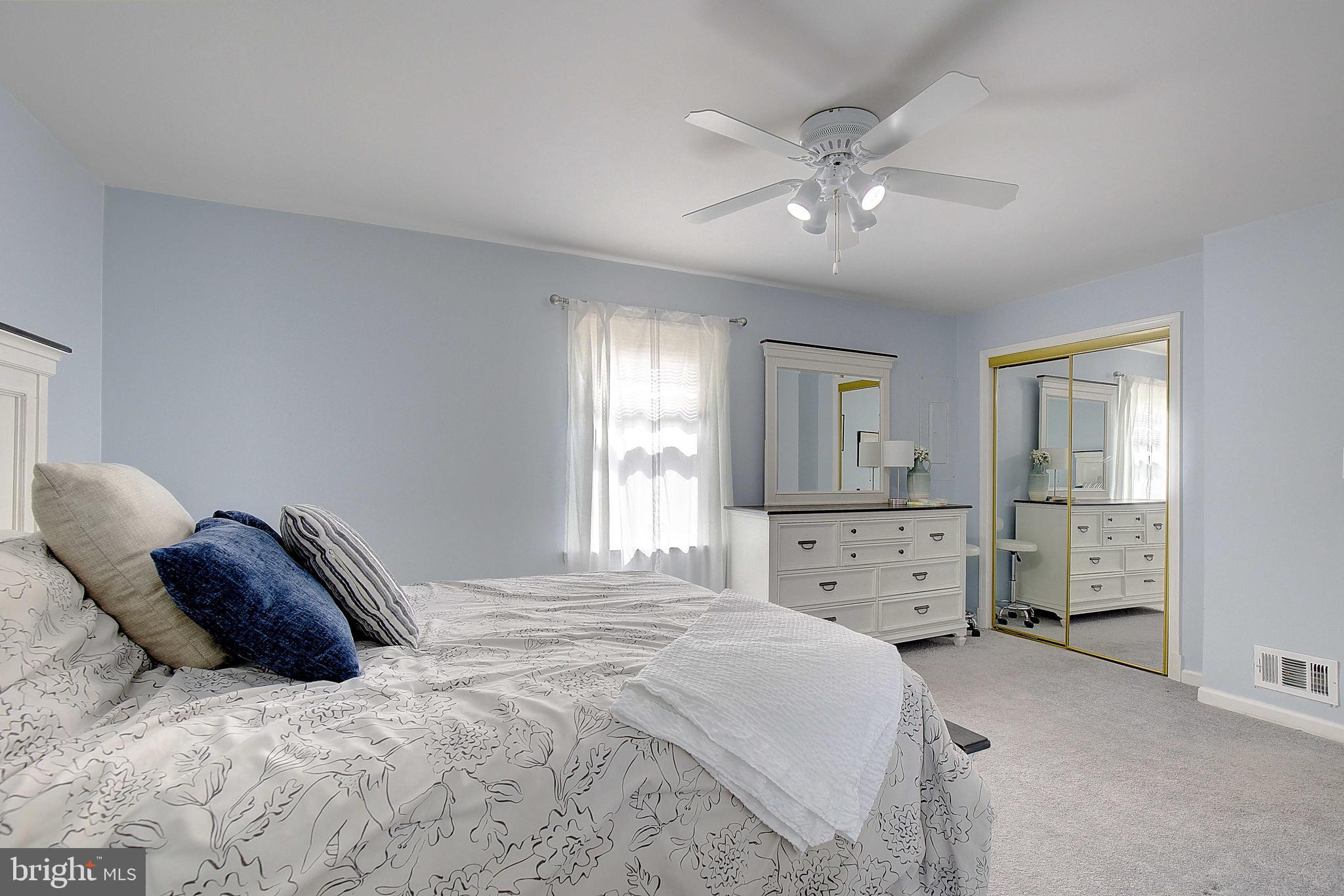 CHELSEA BEACH - Residential