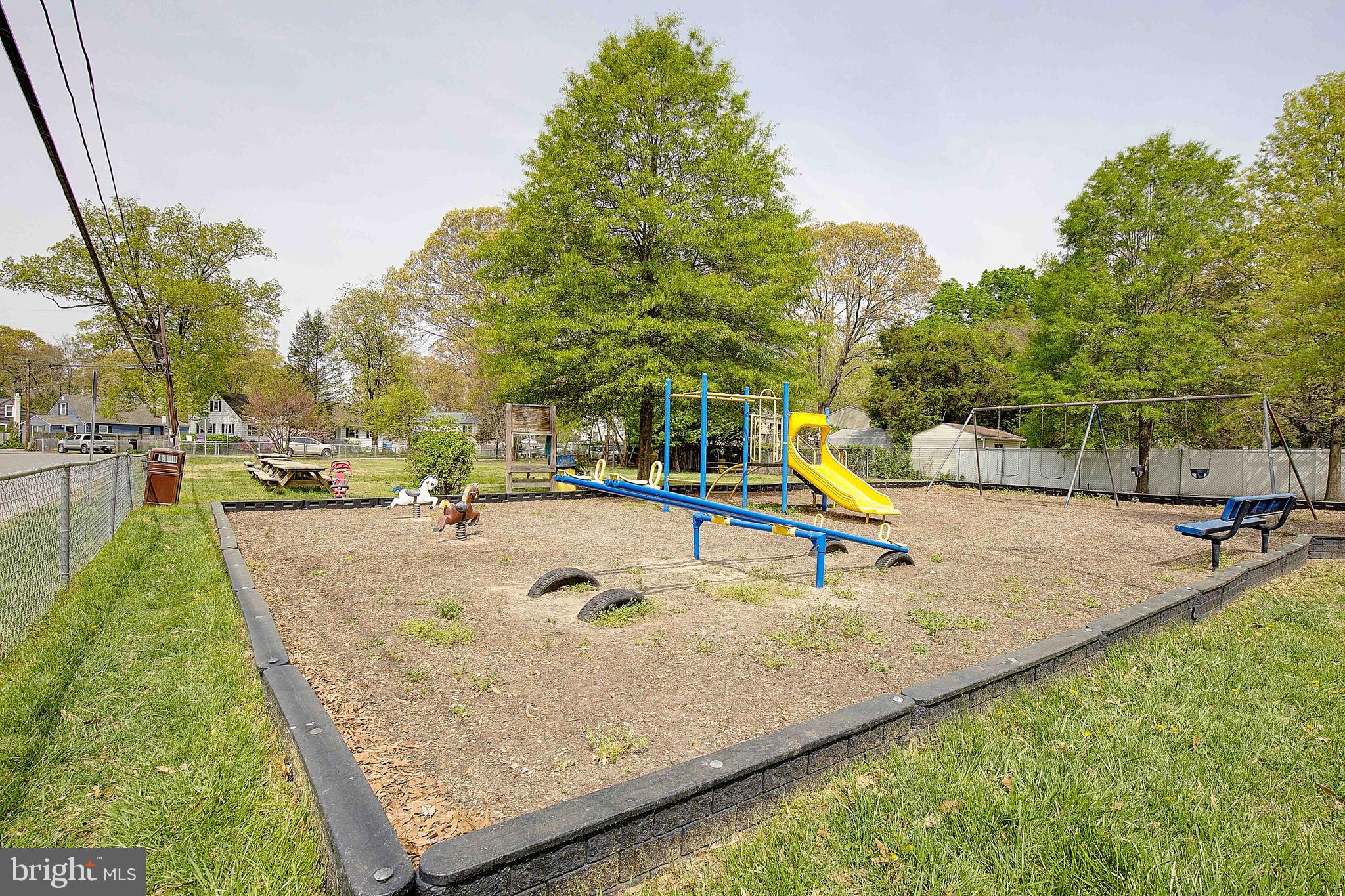 CHELSEA BEACH - Residential