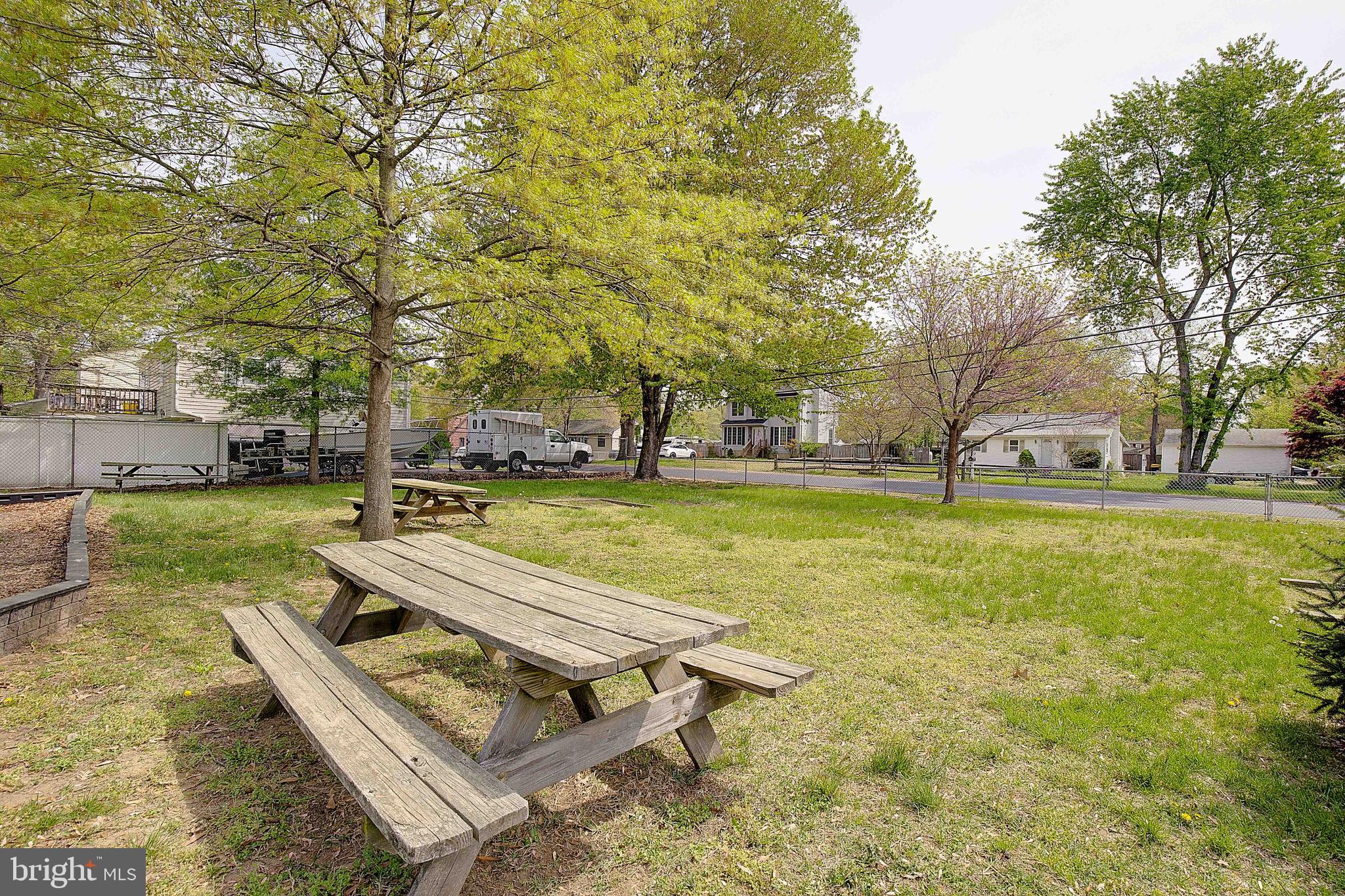 CHELSEA BEACH - Residential