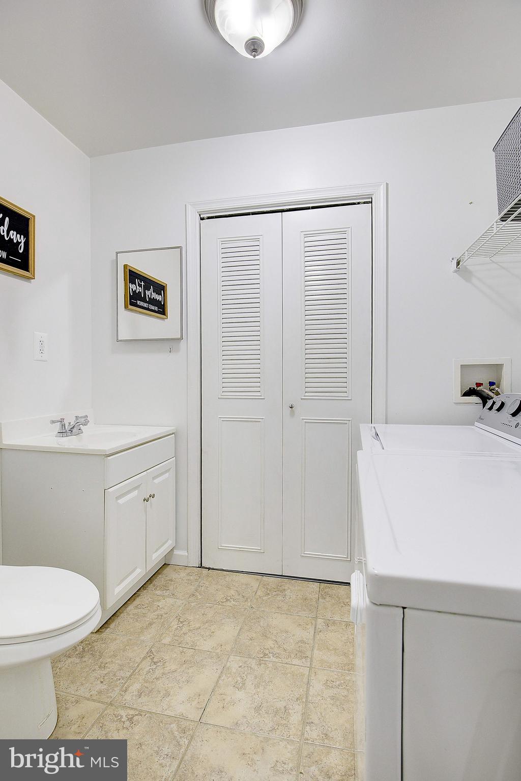 CHELSEA BEACH - Residential