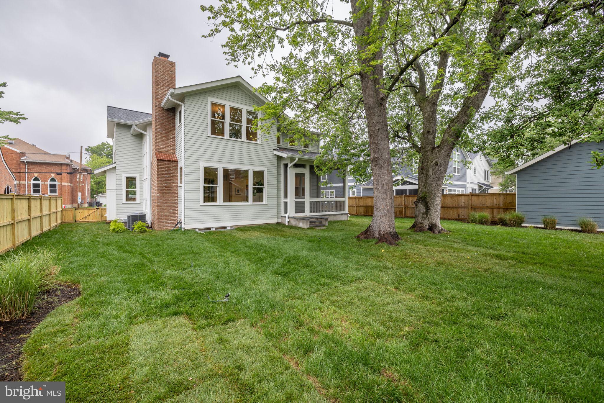 DEL RAY - Residential