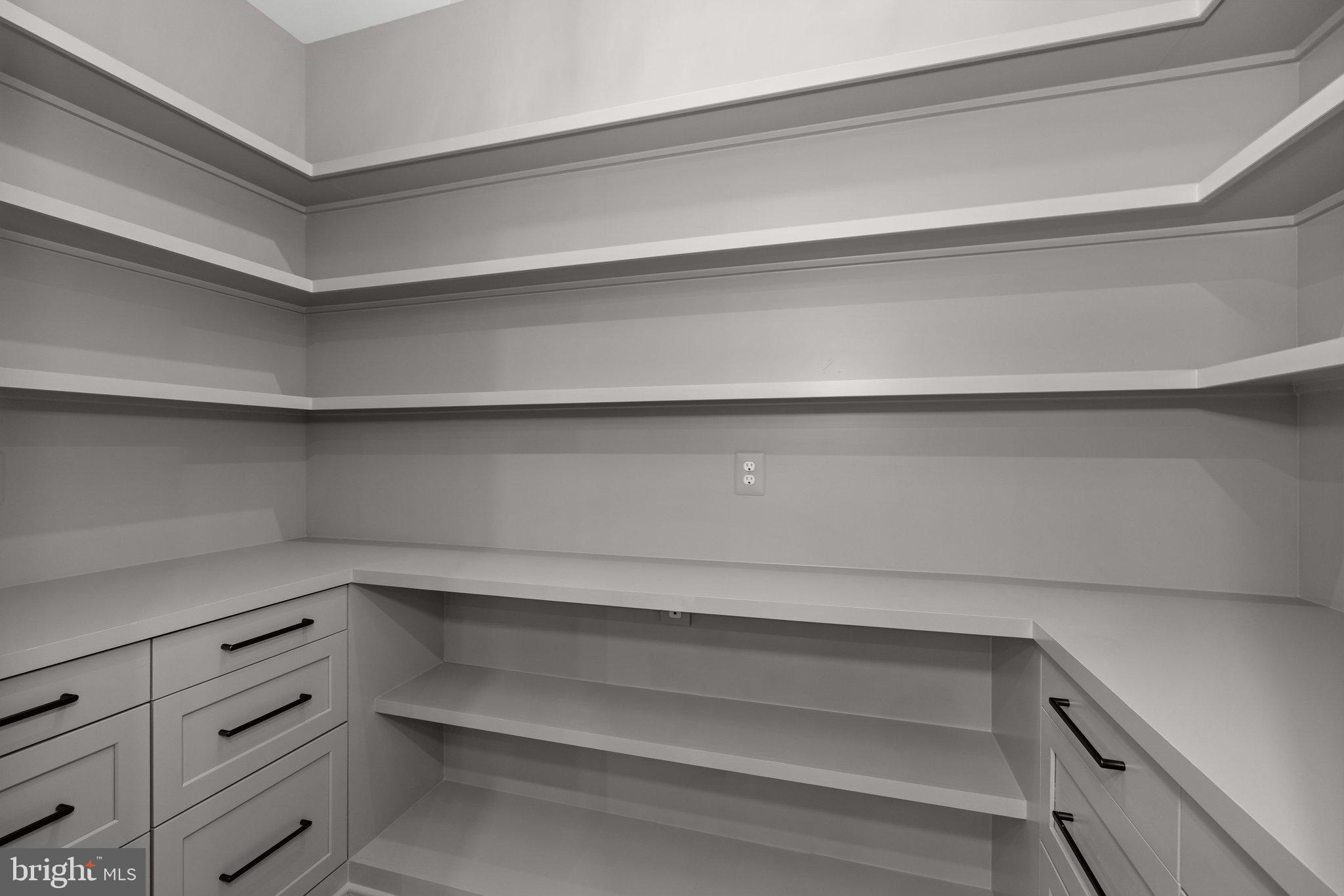 DEL RAY - Residential