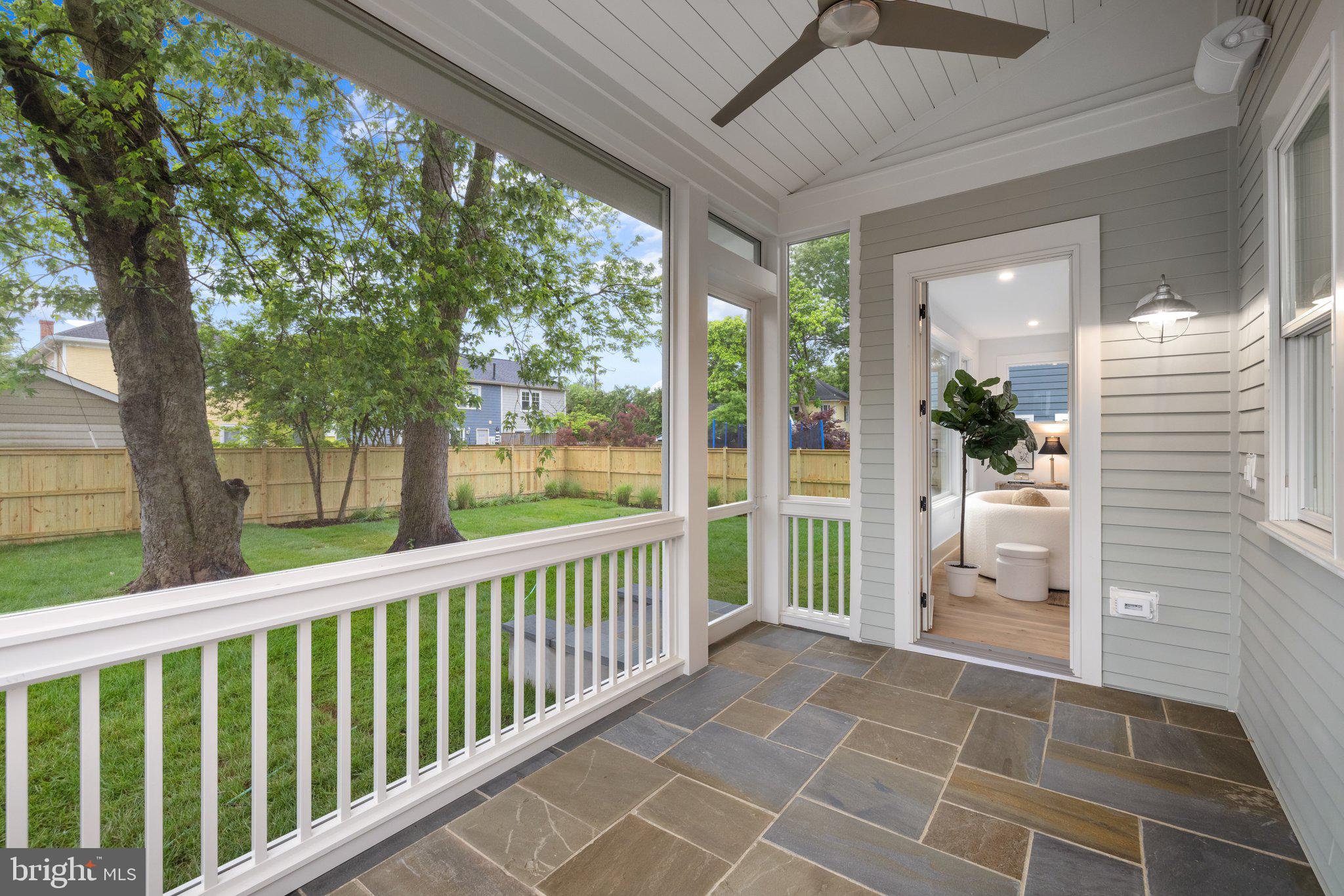 DEL RAY - Residential