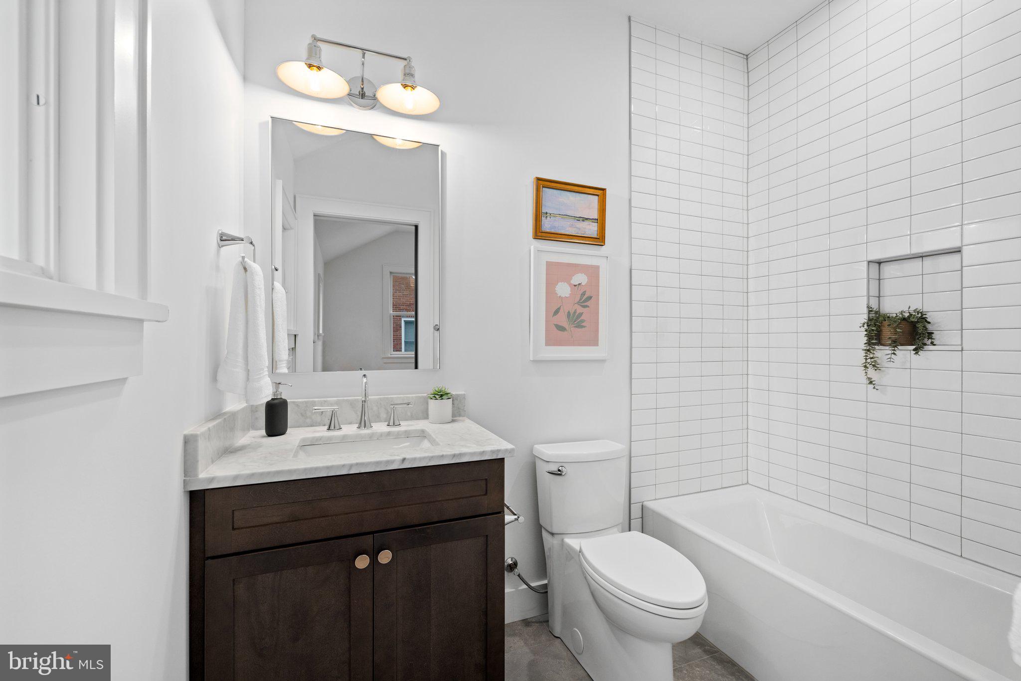 DEL RAY - Residential