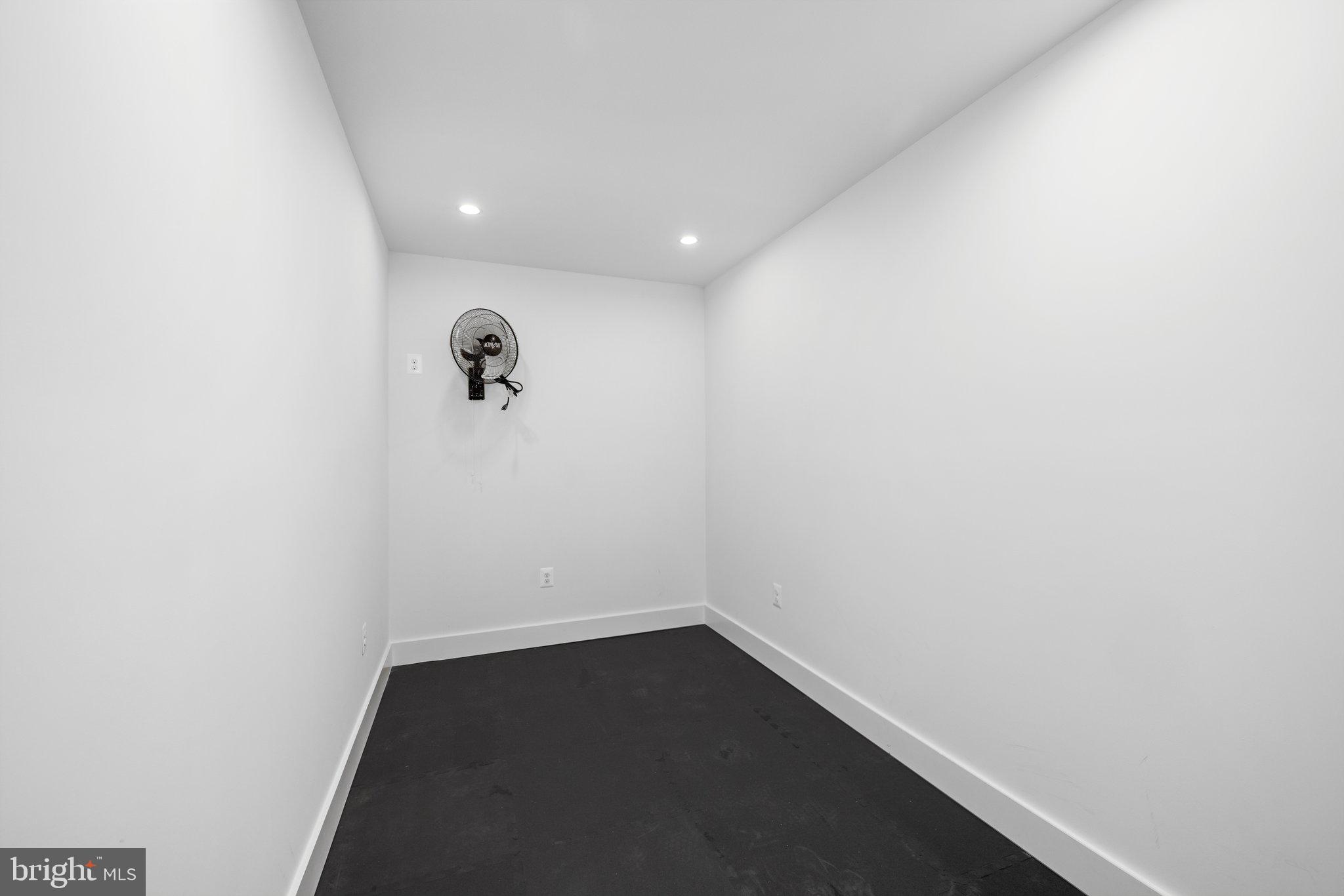 DEL RAY - Residential