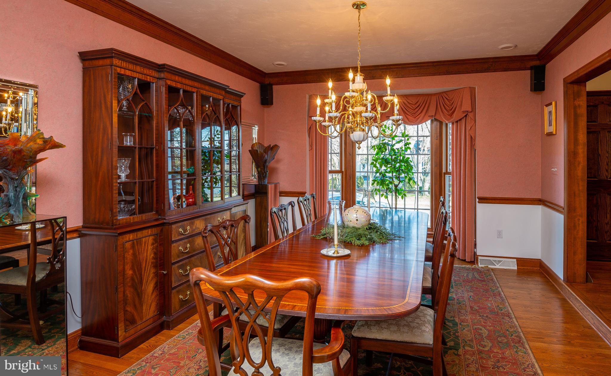 INNER CIRCLE - Residential