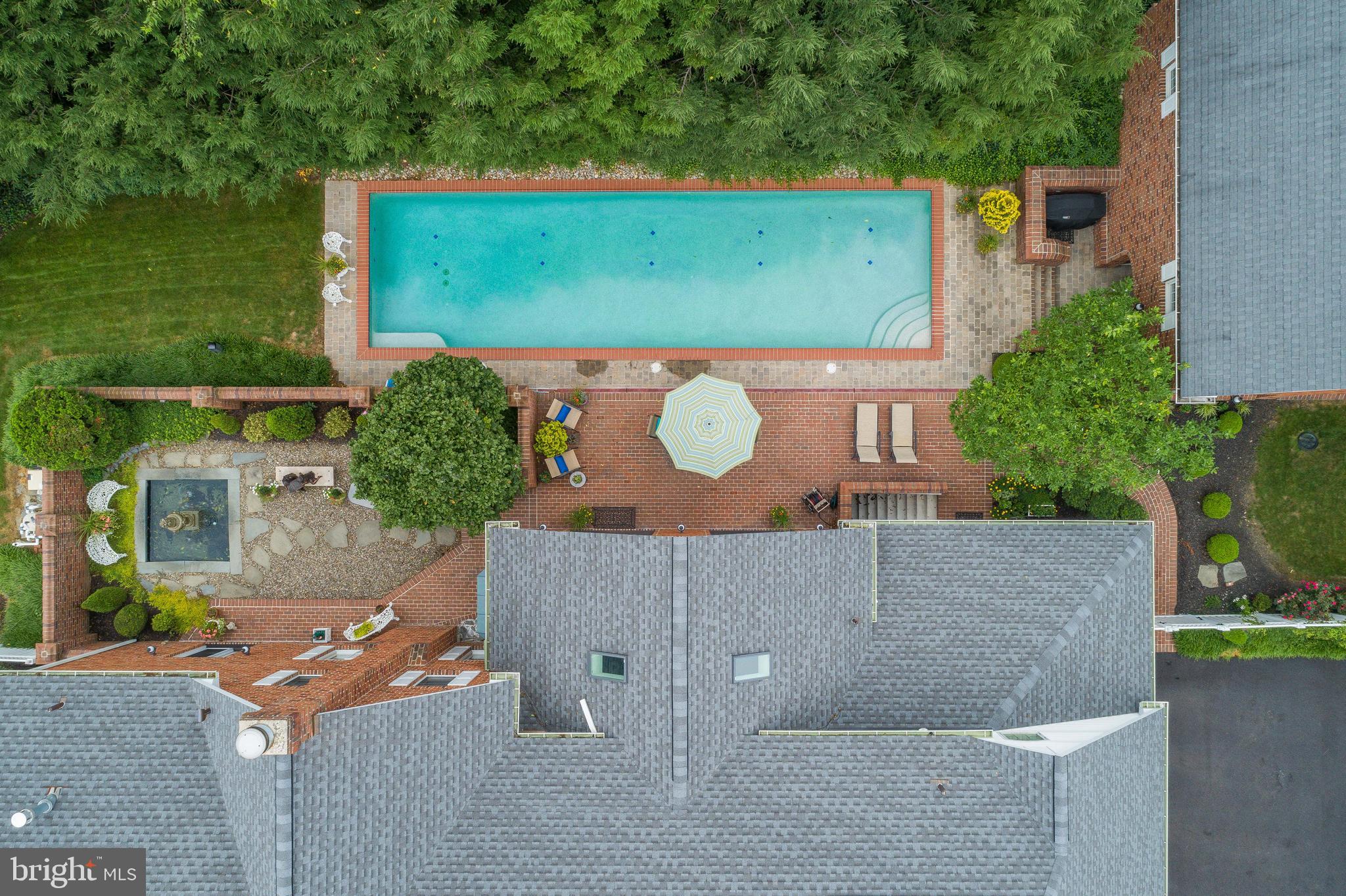 INNER CIRCLE - Residential