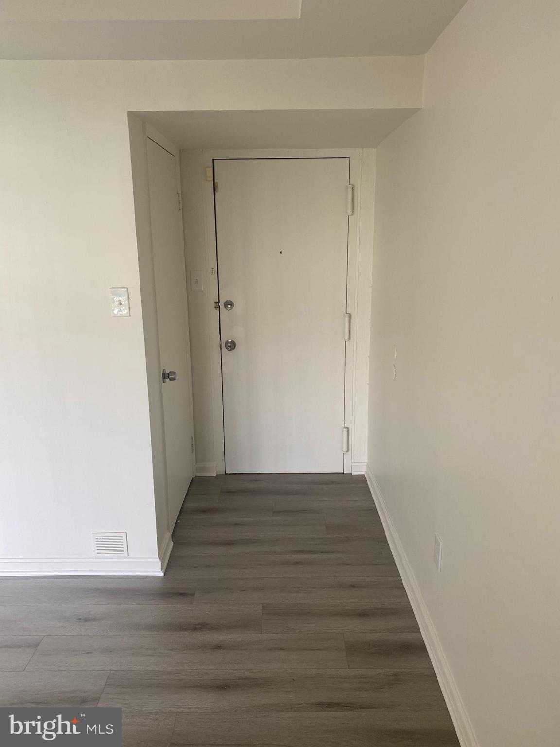 CARROLLAN GARDENS - Residential Lease